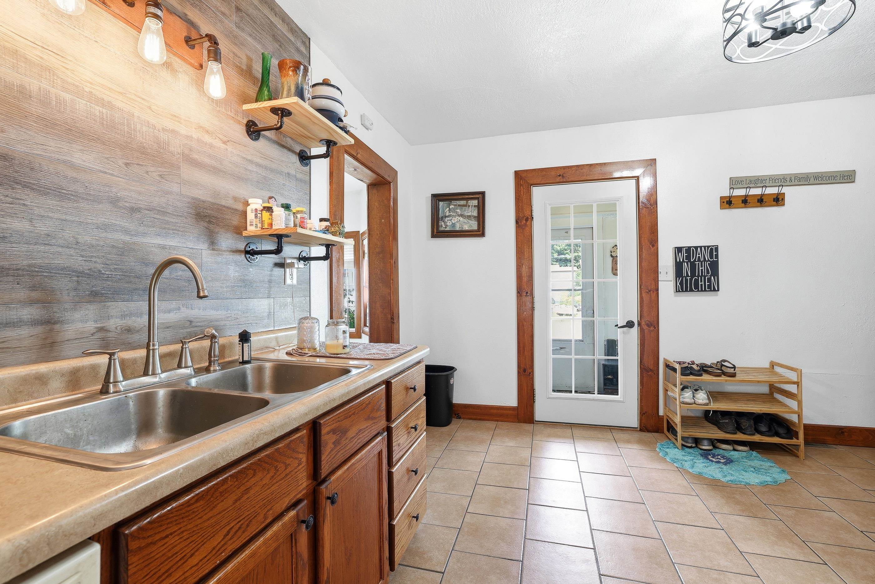 315 W DEPOT STREET, Marshfield, Wisconsin 54449, 3 Bedrooms Bedrooms, ,1 BathroomBathrooms,Residential,For Sale,315 W DEPOT STREET,22603376