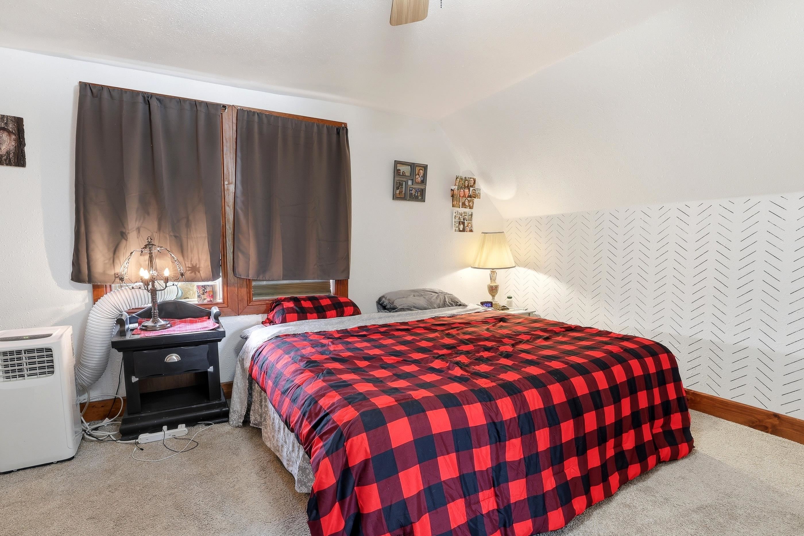 315 W DEPOT STREET, Marshfield, Wisconsin 54449, 3 Bedrooms Bedrooms, ,1 BathroomBathrooms,Residential,For Sale,315 W DEPOT STREET,22603376