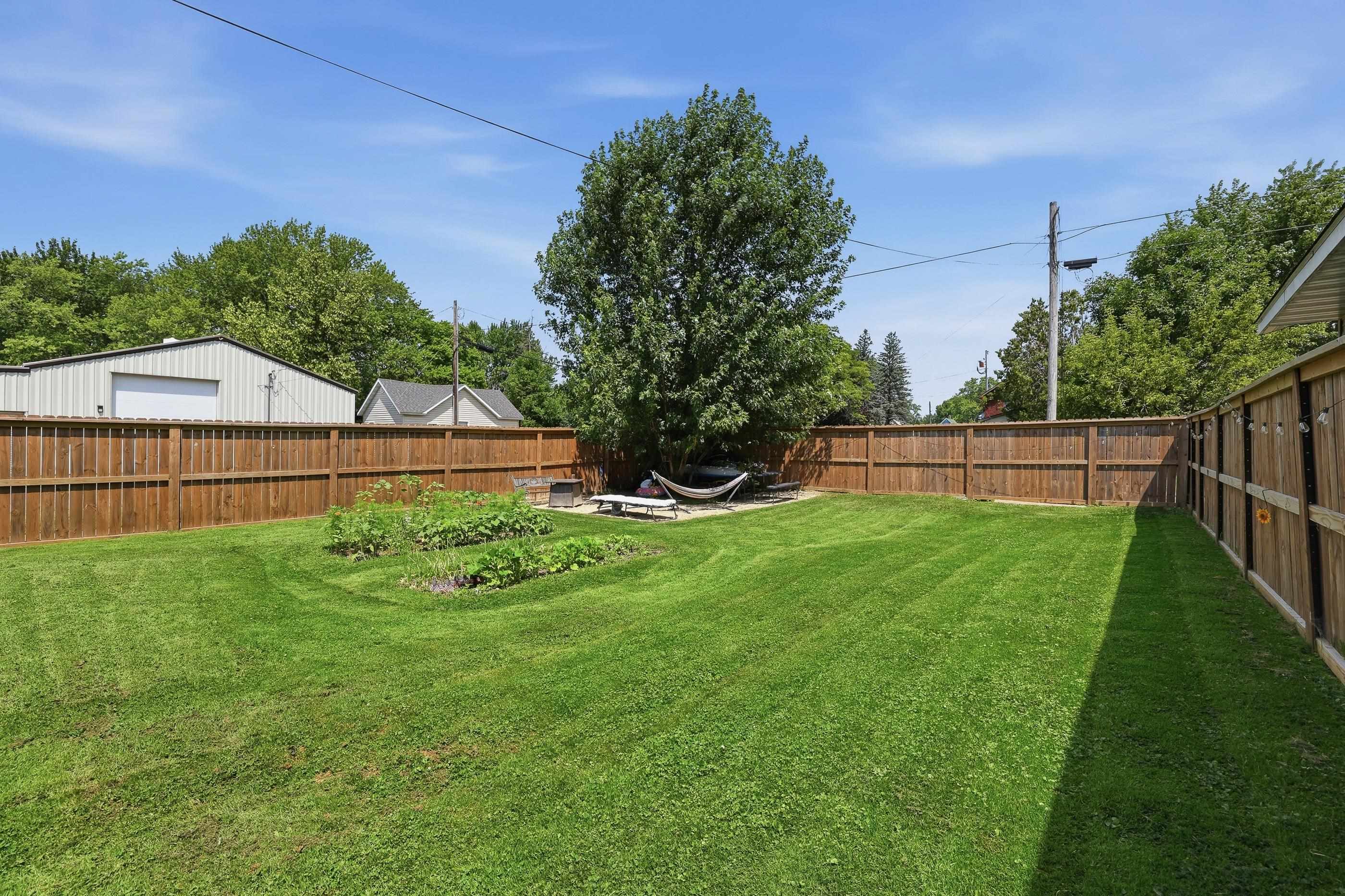 315 W DEPOT STREET, Marshfield, Wisconsin 54449, 3 Bedrooms Bedrooms, ,1 BathroomBathrooms,Residential,For Sale,315 W DEPOT STREET,22603376