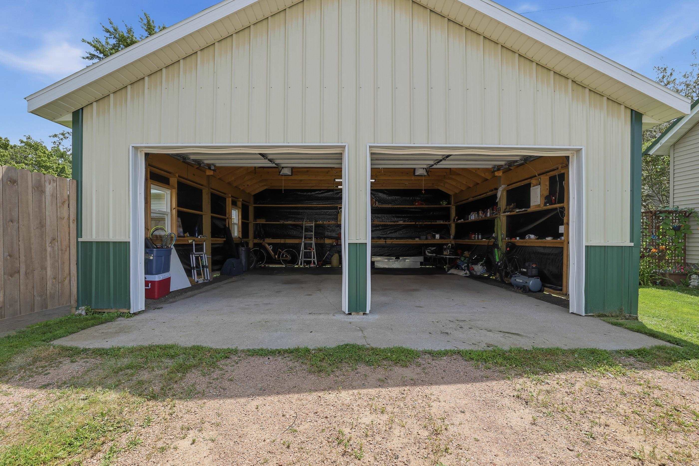 315 W DEPOT STREET, Marshfield, Wisconsin 54449, 3 Bedrooms Bedrooms, ,1 BathroomBathrooms,Residential,For Sale,315 W DEPOT STREET,22603376