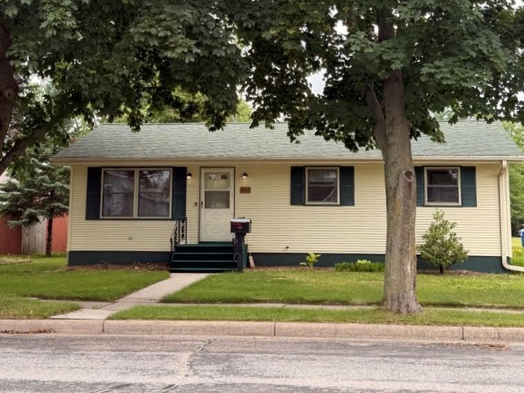 708 7TH STREET, Mosinee, Wisconsin 54455, 3 Bedrooms Bedrooms, ,1 BathroomBathrooms,Residential,For Sale,708 7TH STREET,22603378
