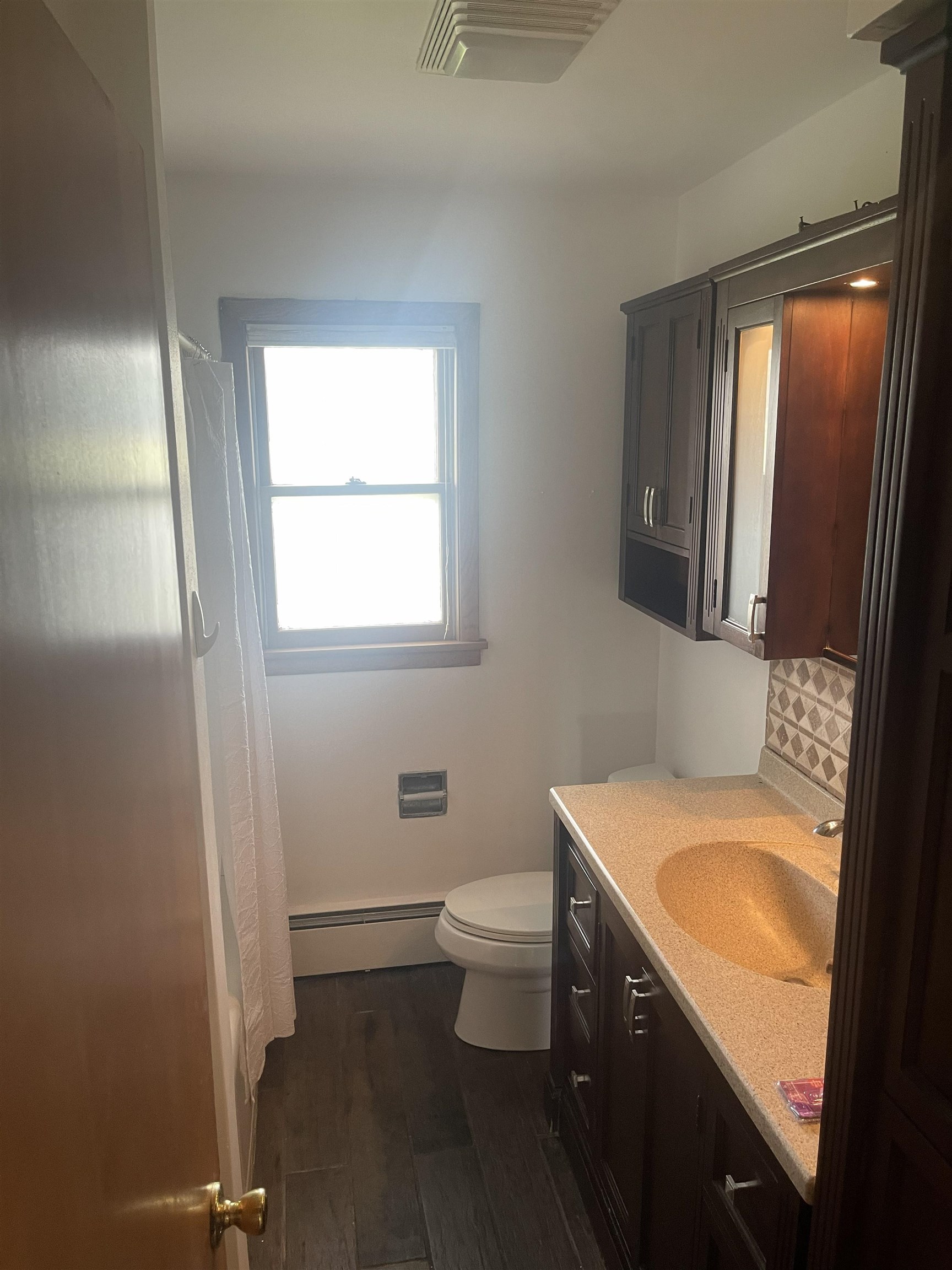 409 W BUTTERNUT STREET, Abbotsford, Wisconsin 54405, 4 Bedrooms Bedrooms, ,3 BathroomsBathrooms,Residential,For Sale,409 W BUTTERNUT STREET,22603379