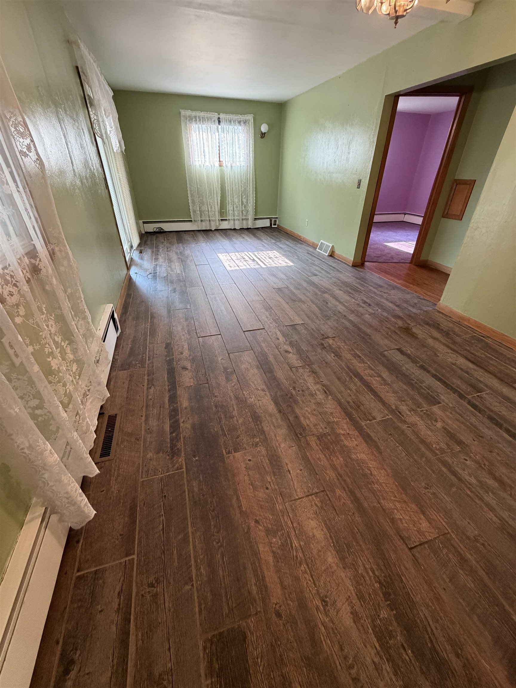 409 W BUTTERNUT STREET, Abbotsford, Wisconsin 54405, 4 Bedrooms Bedrooms, ,3 BathroomsBathrooms,Residential,For Sale,409 W BUTTERNUT STREET,22603379