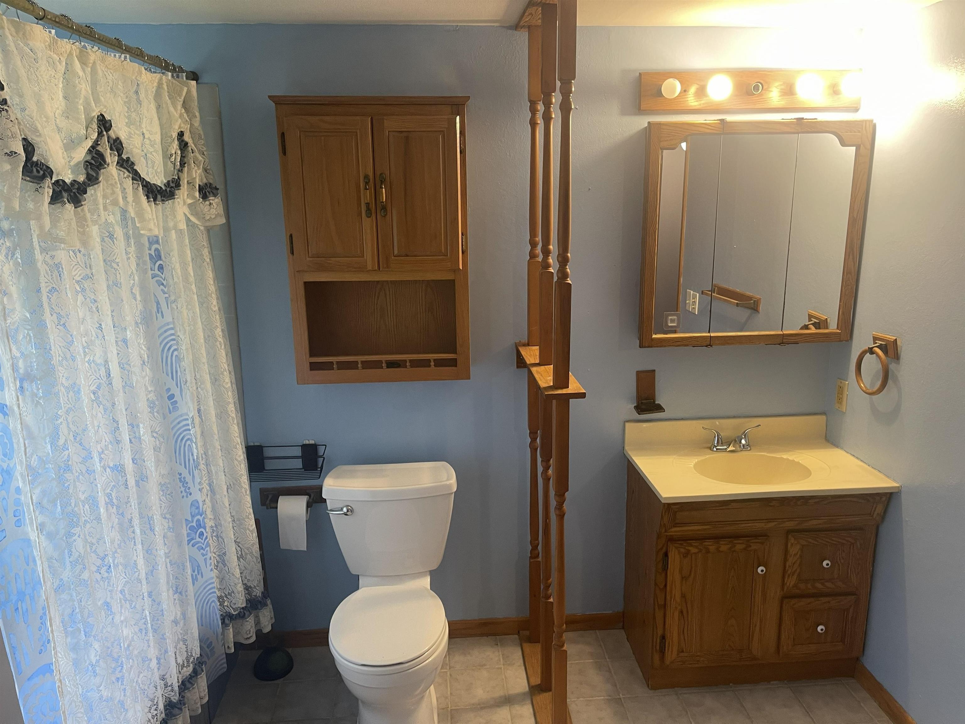 409 W BUTTERNUT STREET, Abbotsford, Wisconsin 54405, 4 Bedrooms Bedrooms, ,3 BathroomsBathrooms,Residential,For Sale,409 W BUTTERNUT STREET,22603379