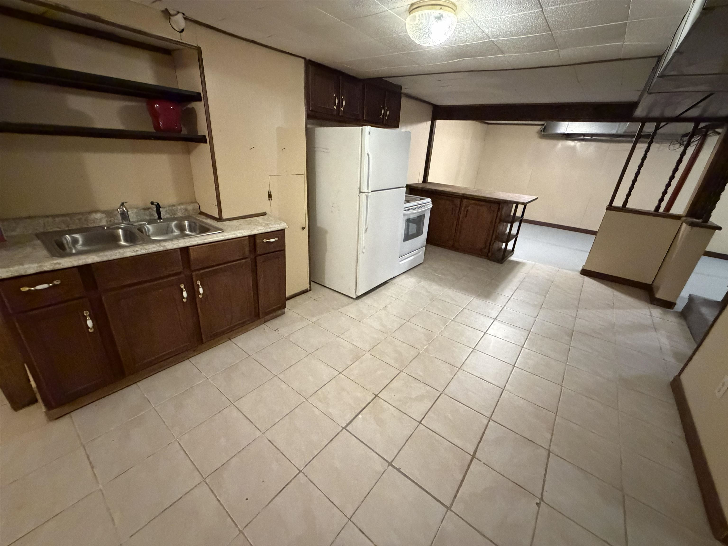 409 W BUTTERNUT STREET, Abbotsford, Wisconsin 54405, 4 Bedrooms Bedrooms, ,3 BathroomsBathrooms,Residential,For Sale,409 W BUTTERNUT STREET,22603379