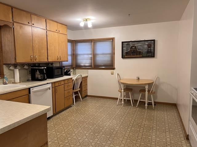 541 GLENWOOD HEIGHTS, Wisconsin Rapids, Wisconsin 54494, 3 Bedrooms Bedrooms, ,1 BathroomBathrooms,Residential,For Sale,541 GLENWOOD HEIGHTS,22603381