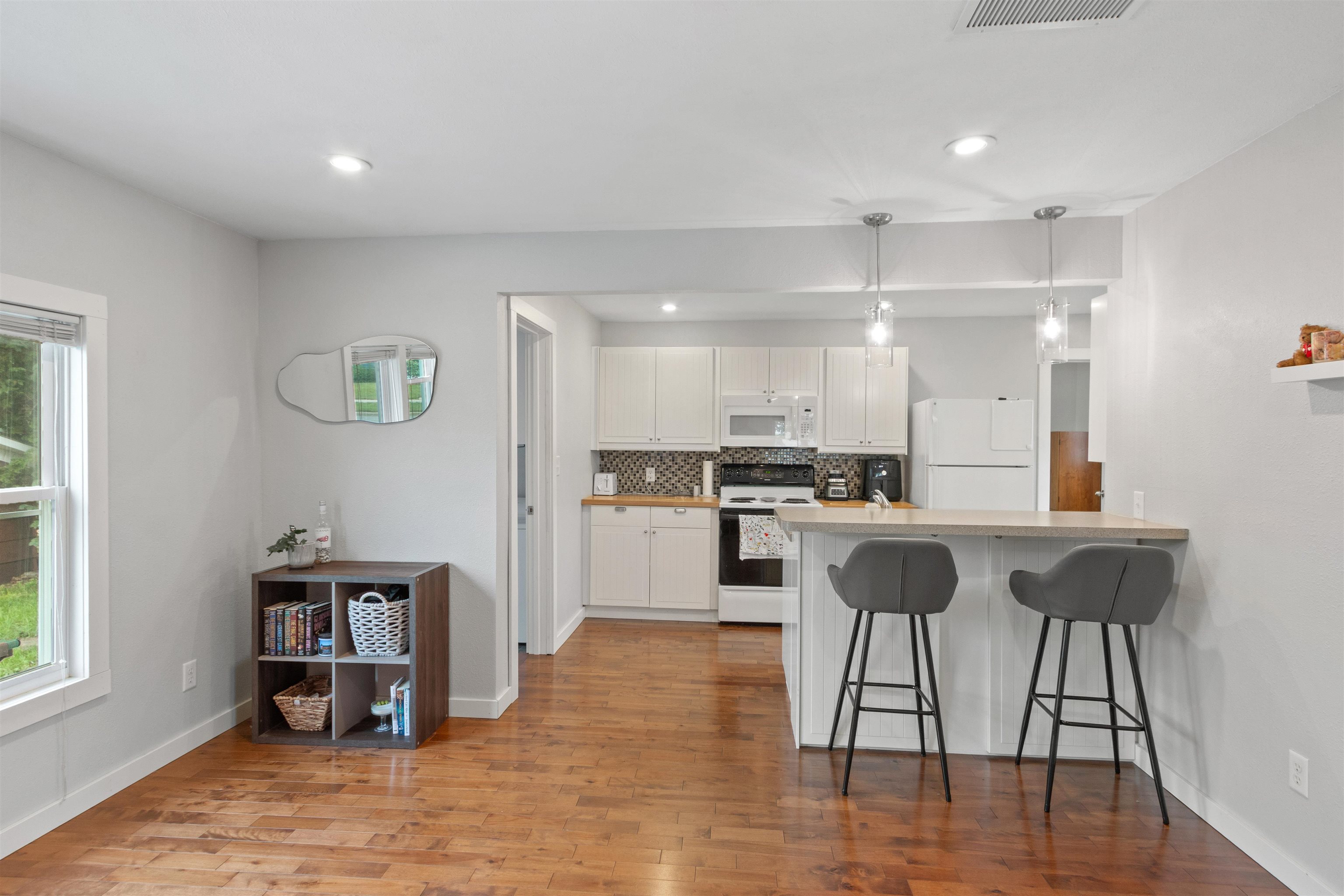 1808 ELLIS STREET, Stevens Point, Wisconsin 54481, 2 Bedrooms Bedrooms, ,1 BathroomBathrooms,Residential,For Sale,1808 ELLIS STREET,22603387