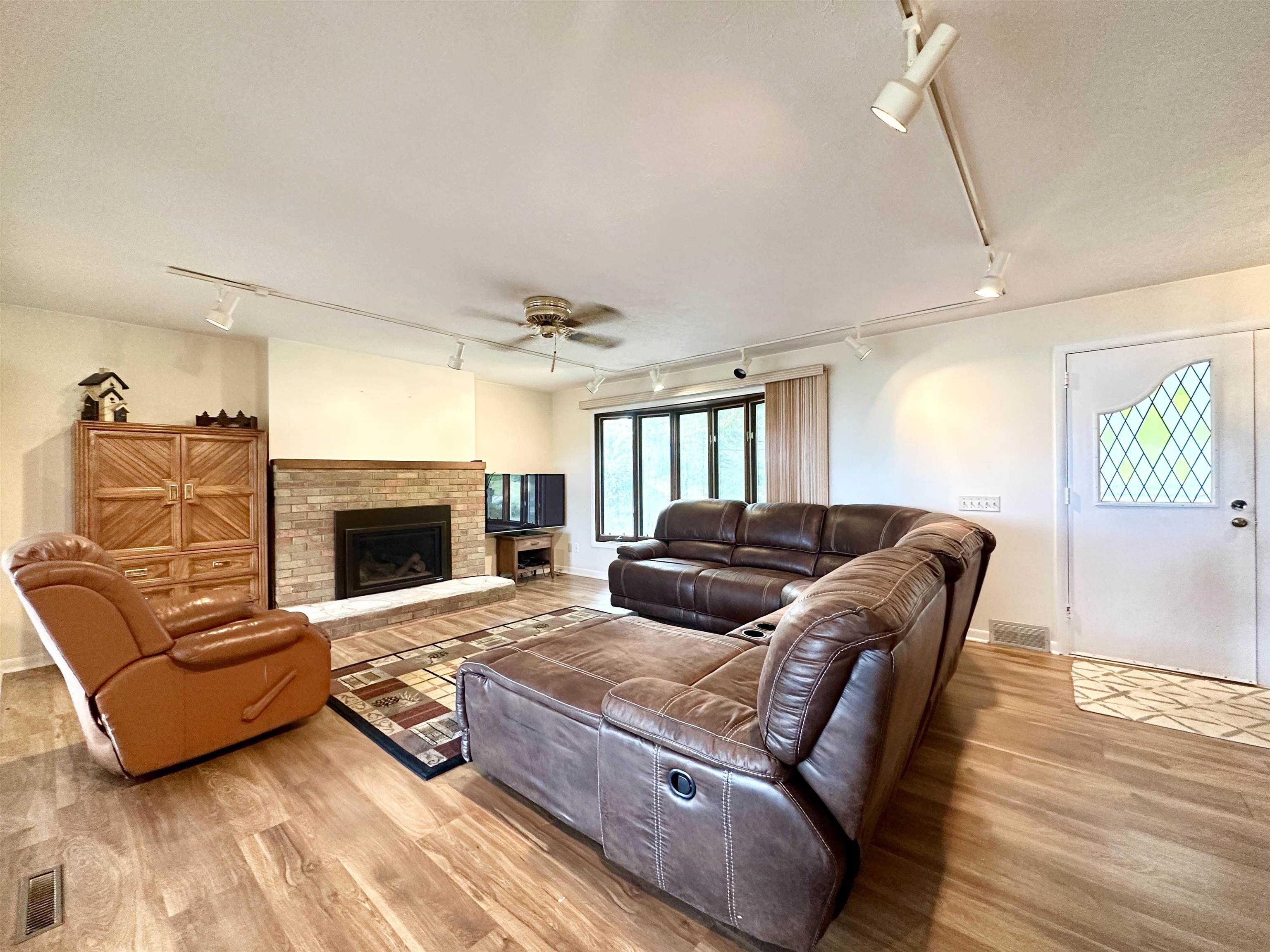 N10562 W ISLE OF PINES DRIVE, Elcho, Wisconsin 54428, 3 Bedrooms Bedrooms, ,2 BathroomsBathrooms,Residential,For Sale,N10562 W ISLE OF PINES DRIVE,22603394