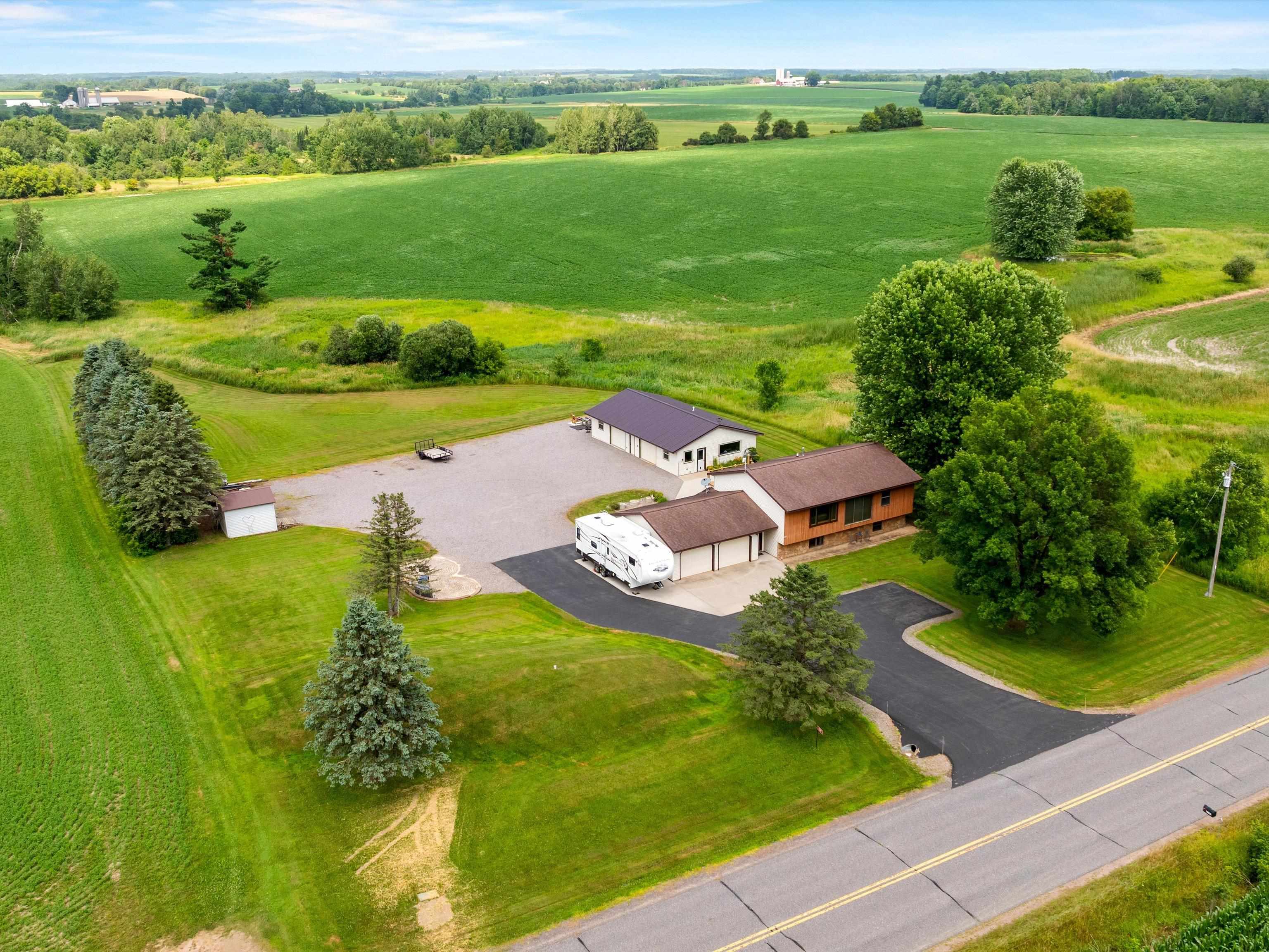 7590 COUNTY ROAD Y, Marshfield, Wisconsin 54449, 3 Bedrooms Bedrooms, ,2 BathroomsBathrooms,Residential,For Sale,7590 COUNTY ROAD Y,22603395