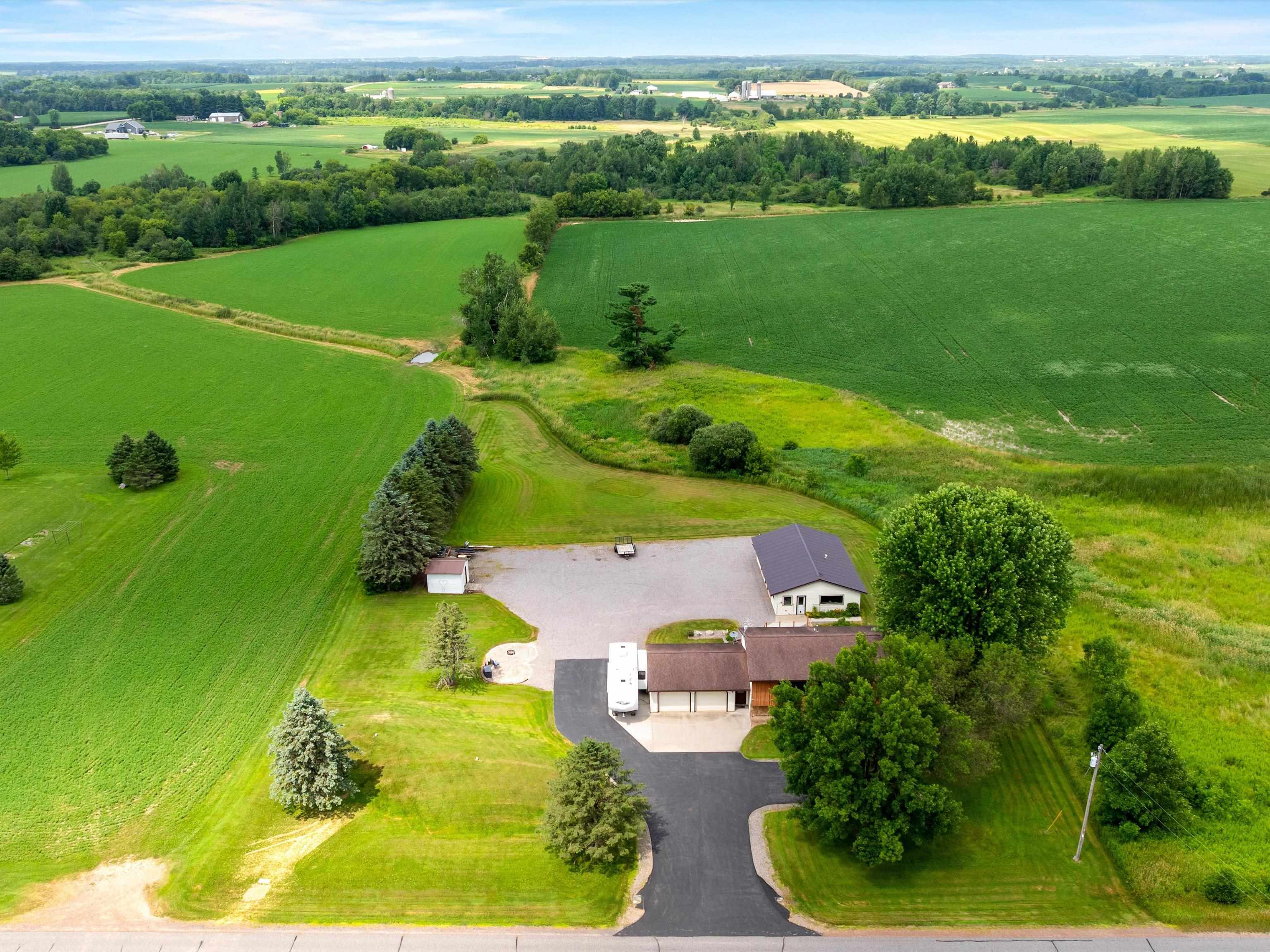 7590 COUNTY ROAD Y, Marshfield, Wisconsin 54449, 3 Bedrooms Bedrooms, ,2 BathroomsBathrooms,Residential,For Sale,7590 COUNTY ROAD Y,22603395