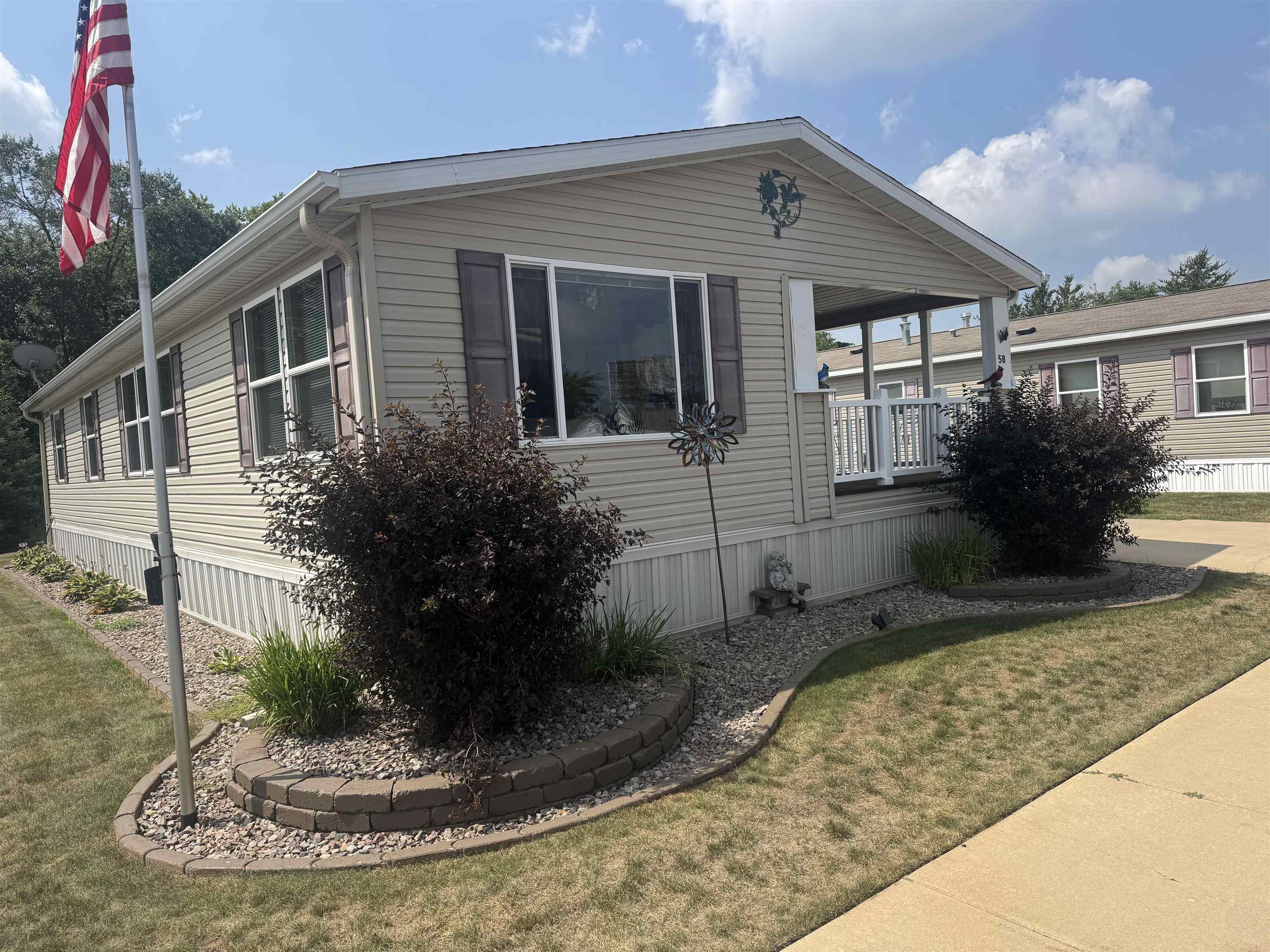 8311 S STATE HIGHWAY 13, Wisconsin Rapids, Wisconsin 54494, 2 Bedrooms Bedrooms, ,2 BathroomsBathrooms,Residential,For Sale,8311 S STATE HIGHWAY 13,22603403