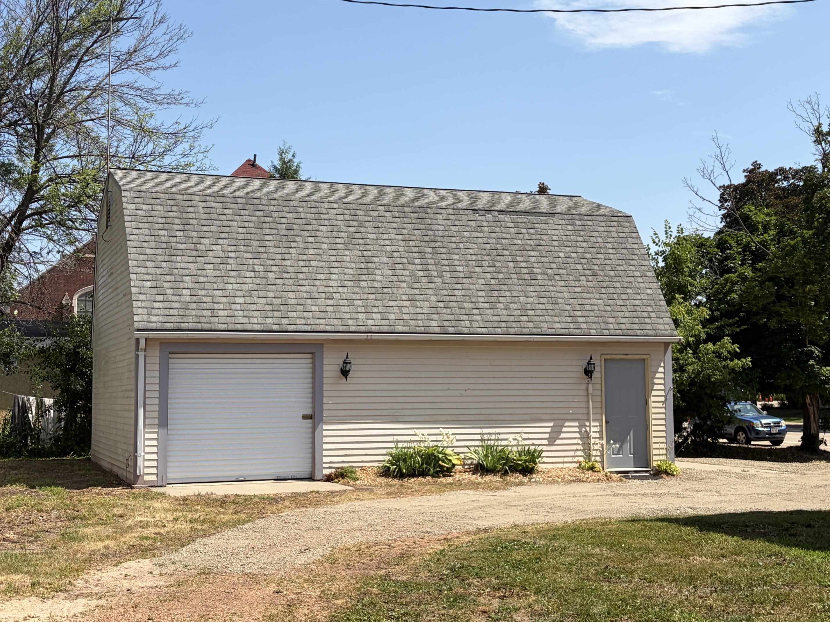 201 W 4TH STREET, Marshfield, Wisconsin 54449, 4 Bedrooms Bedrooms, ,2 BathroomsBathrooms,Residential,For Sale,201 W 4TH STREET,22603404