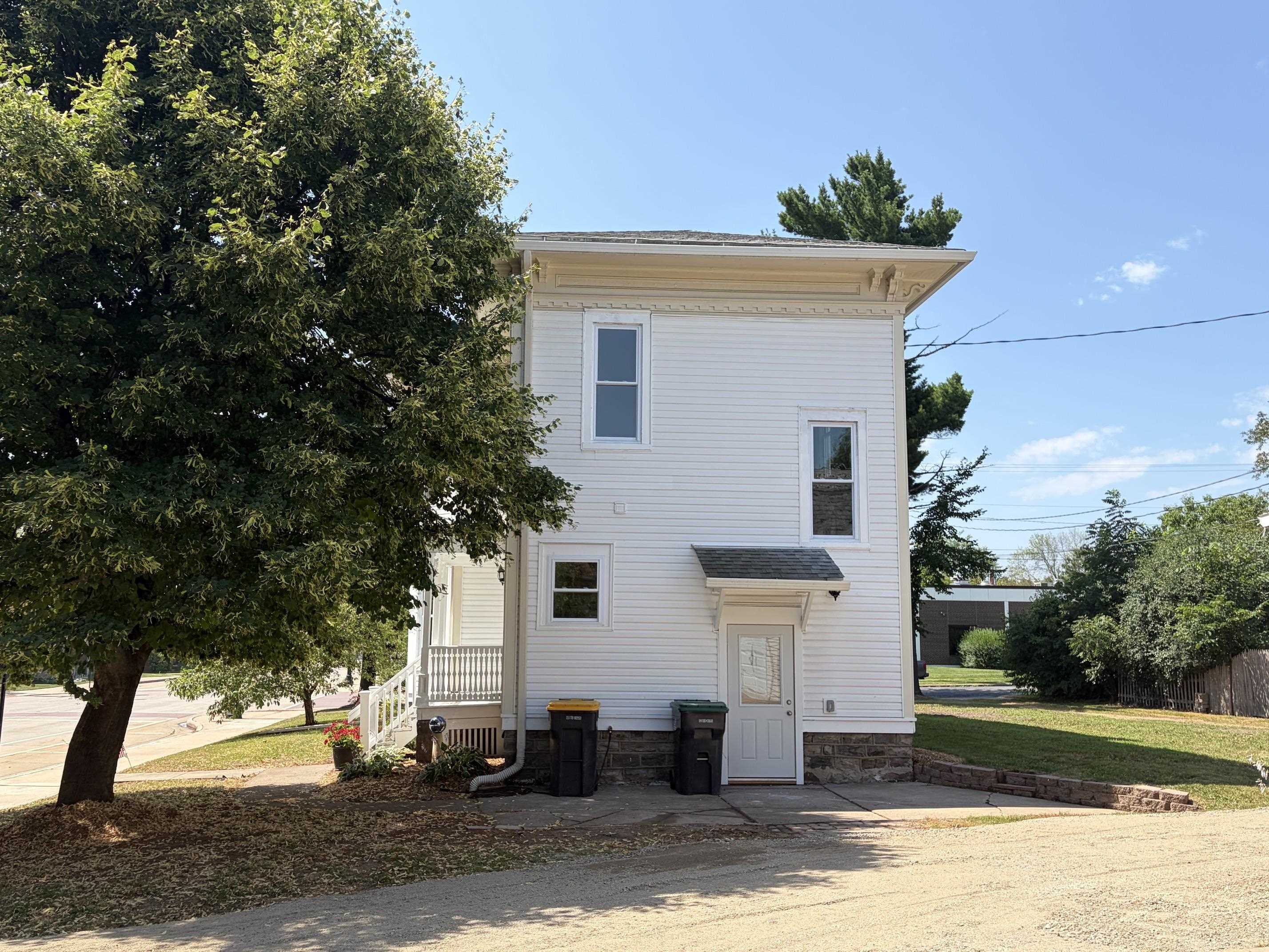 201 W 4TH STREET, Marshfield, Wisconsin 54449, 4 Bedrooms Bedrooms, ,2 BathroomsBathrooms,Residential,For Sale,201 W 4TH STREET,22603404