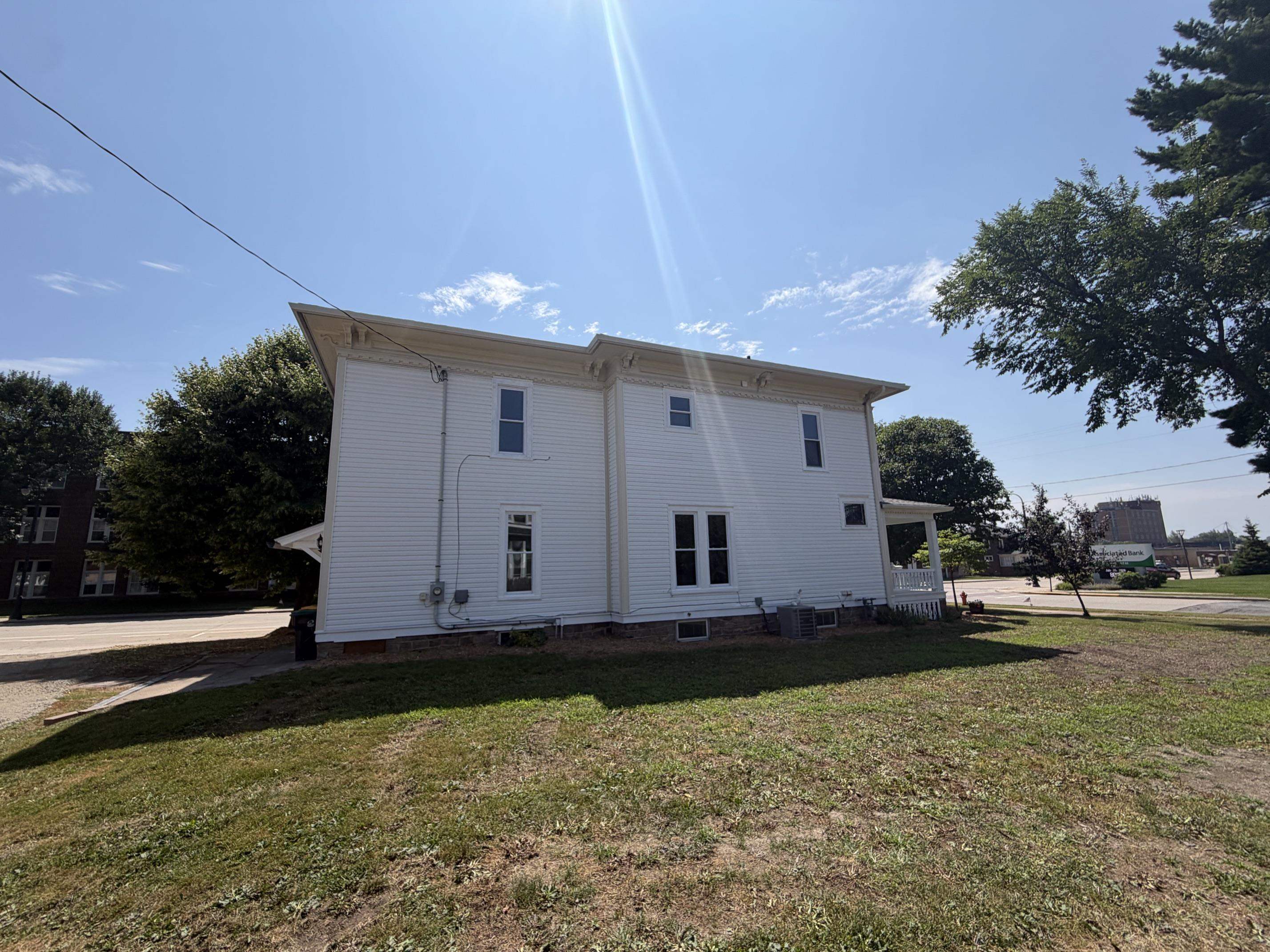 201 W 4TH STREET, Marshfield, Wisconsin 54449, 4 Bedrooms Bedrooms, ,2 BathroomsBathrooms,Residential,For Sale,201 W 4TH STREET,22603404