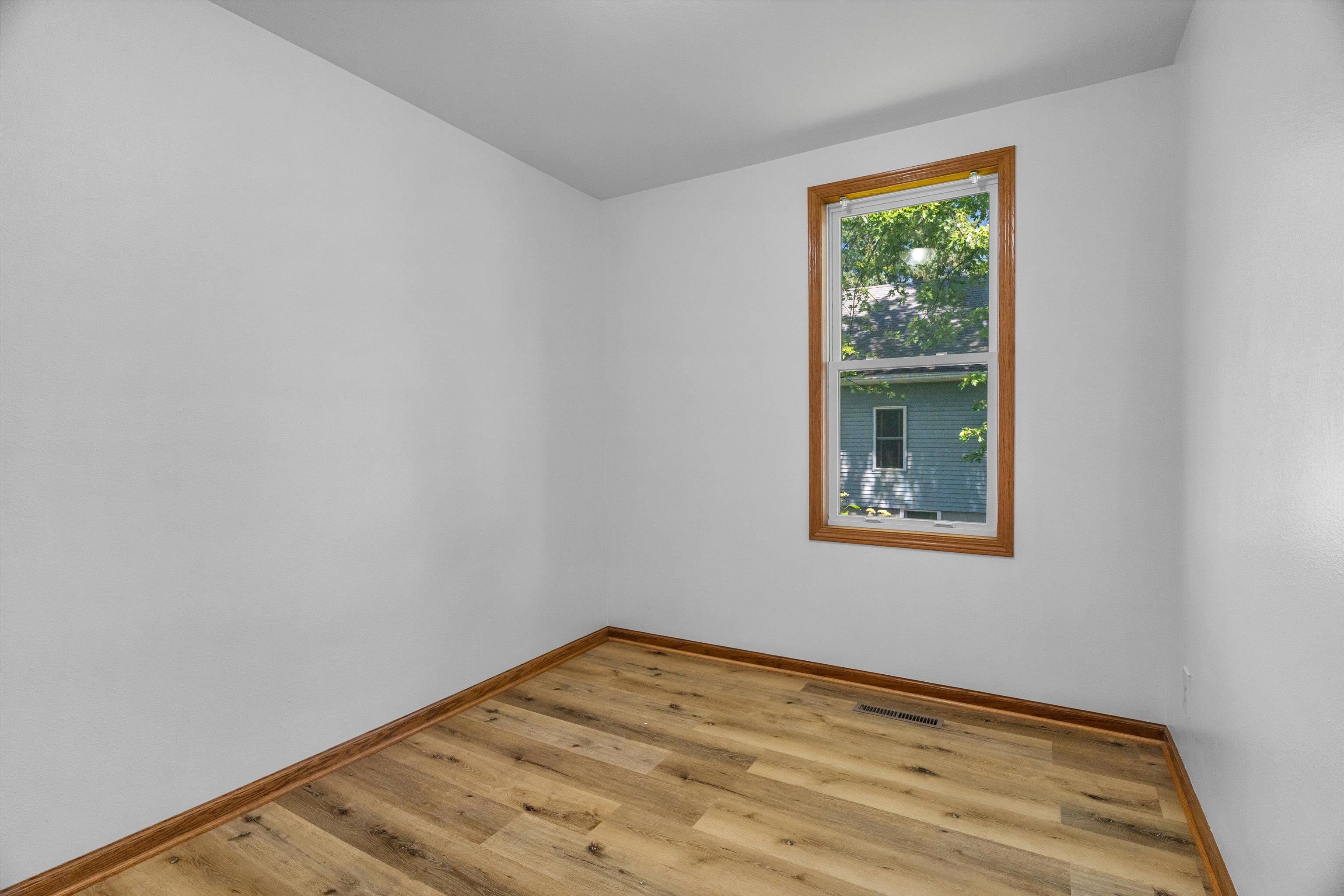201 N CEDAR AVENUE, Marshfield, Wisconsin 54449, 3 Bedrooms Bedrooms, ,1 BathroomBathrooms,Residential,For Sale,201 N CEDAR AVENUE,22603415