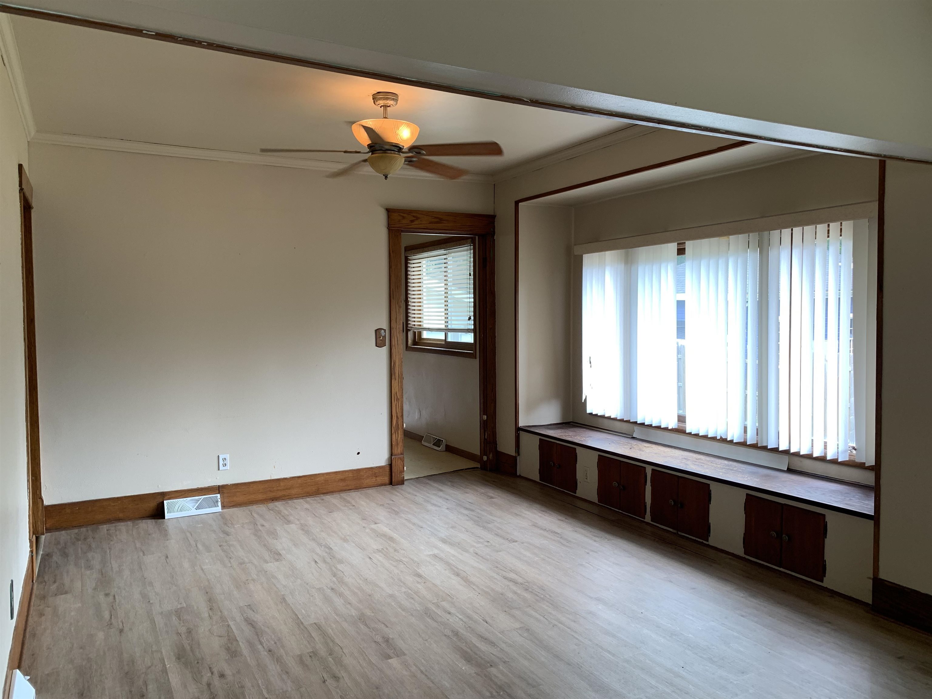 1012 7TH AVENUE, Antigo, Wisconsin 54409, 4 Bedrooms Bedrooms, ,1 BathroomBathrooms,Residential,For Sale,1012 7TH AVENUE,22603421