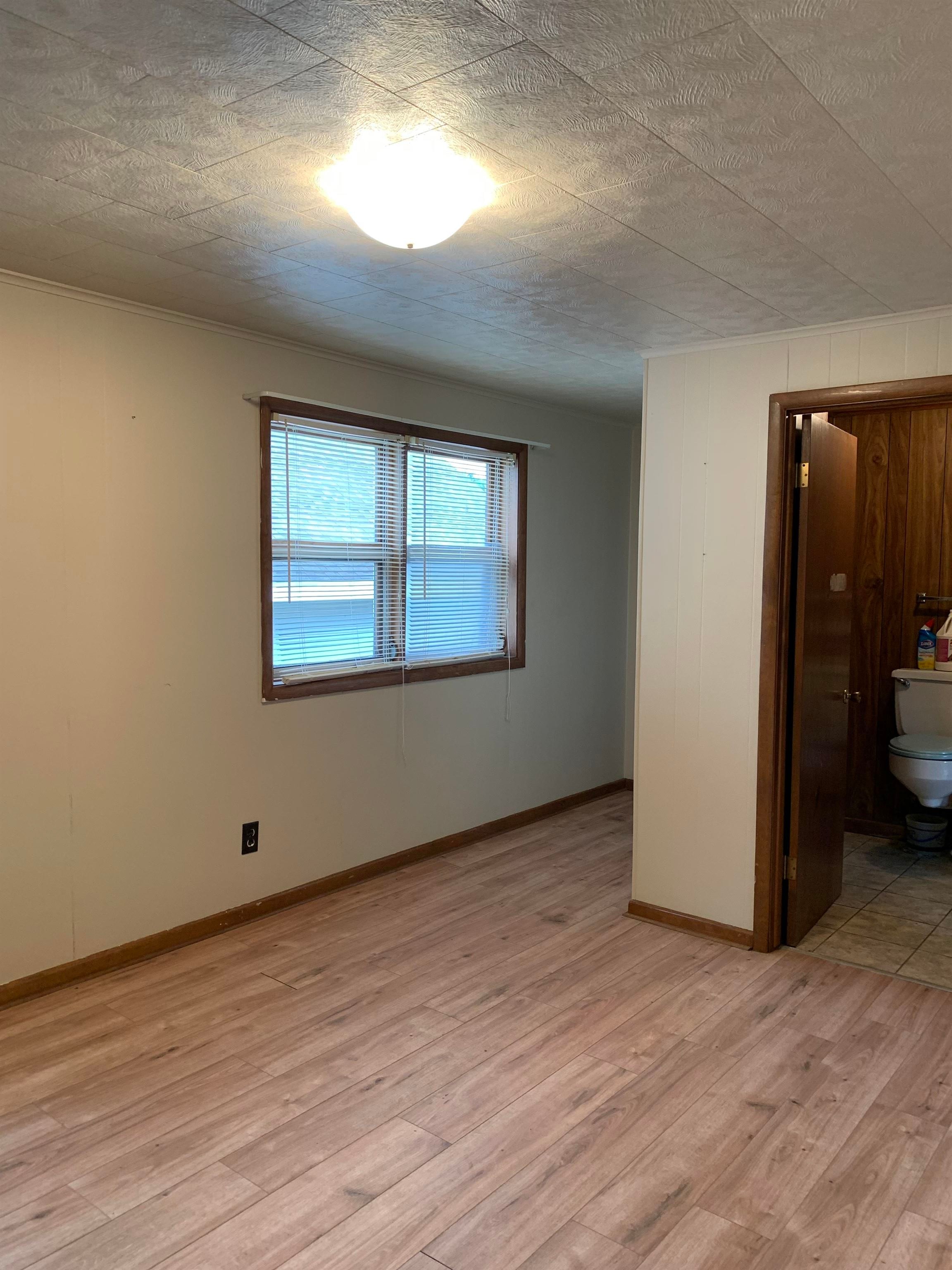 1012 7TH AVENUE, Antigo, Wisconsin 54409, 4 Bedrooms Bedrooms, ,1 BathroomBathrooms,Residential,For Sale,1012 7TH AVENUE,22603421