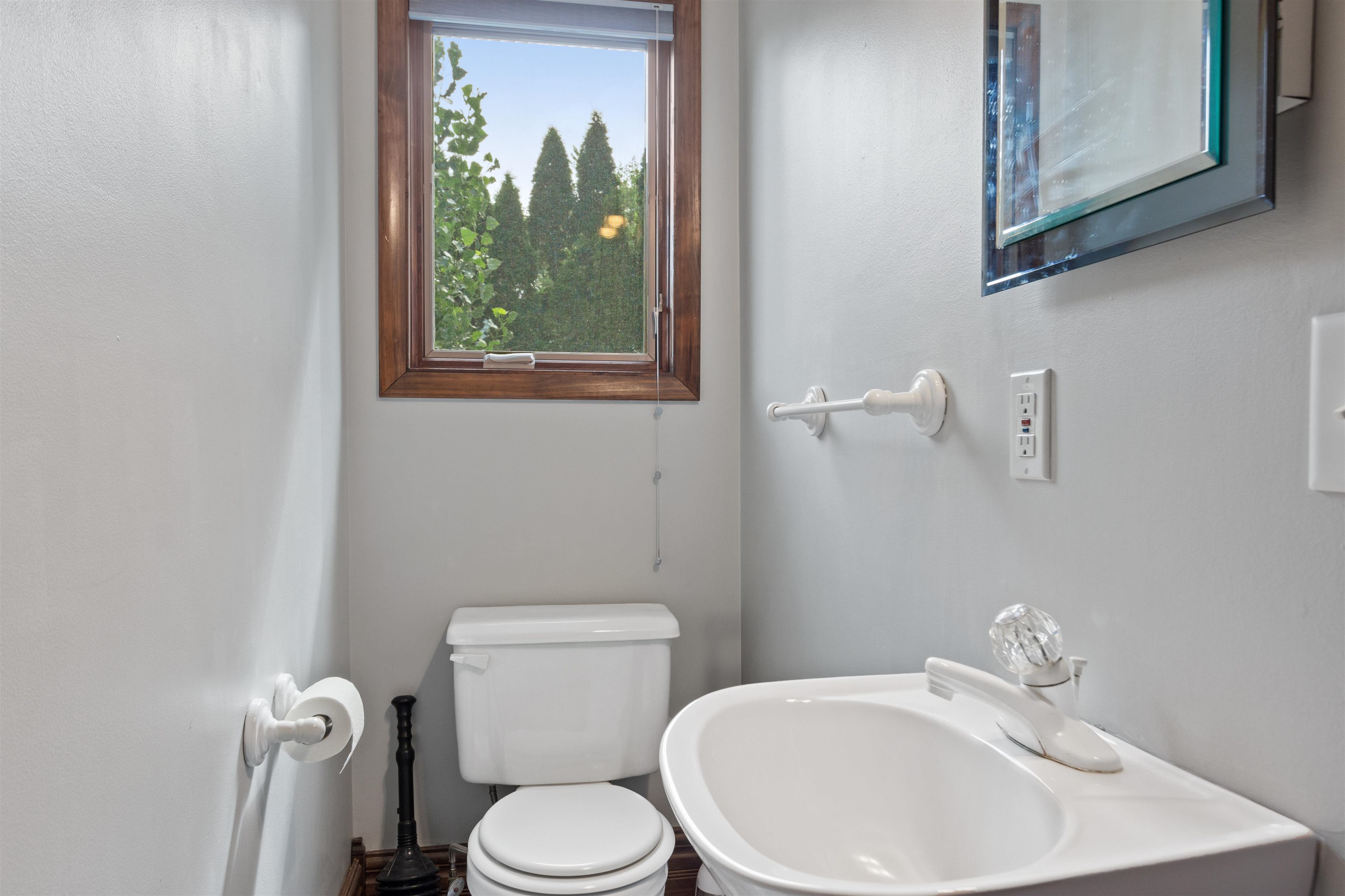 825 WESTON AVENUE, Wausau, Wisconsin 54403, 2 Bedrooms Bedrooms, ,2 BathroomsBathrooms,Residential,For Sale,825 WESTON AVENUE,22603422