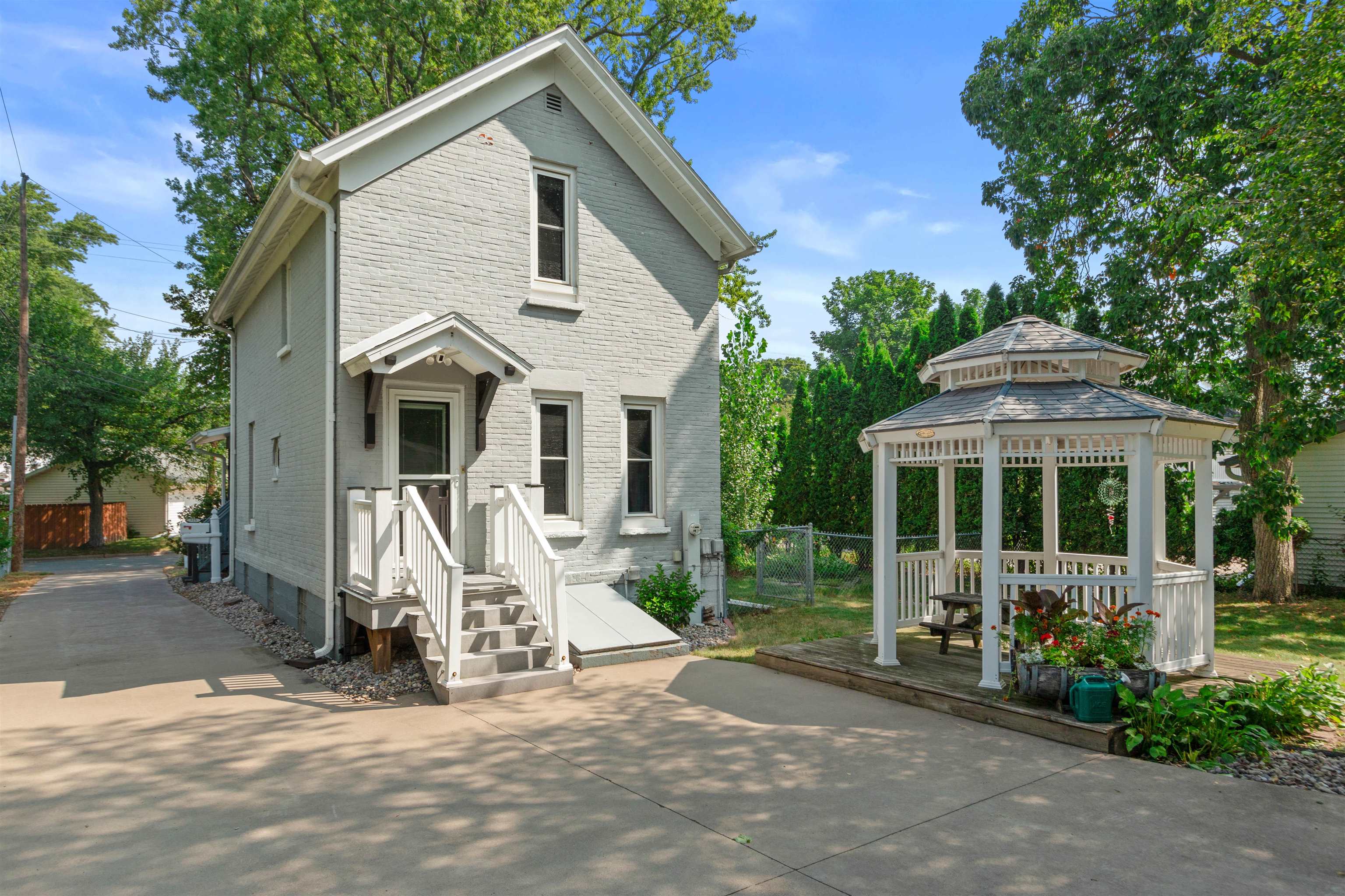 825 WESTON AVENUE, Wausau, Wisconsin 54403, 2 Bedrooms Bedrooms, ,2 BathroomsBathrooms,Residential,For Sale,825 WESTON AVENUE,22603422
