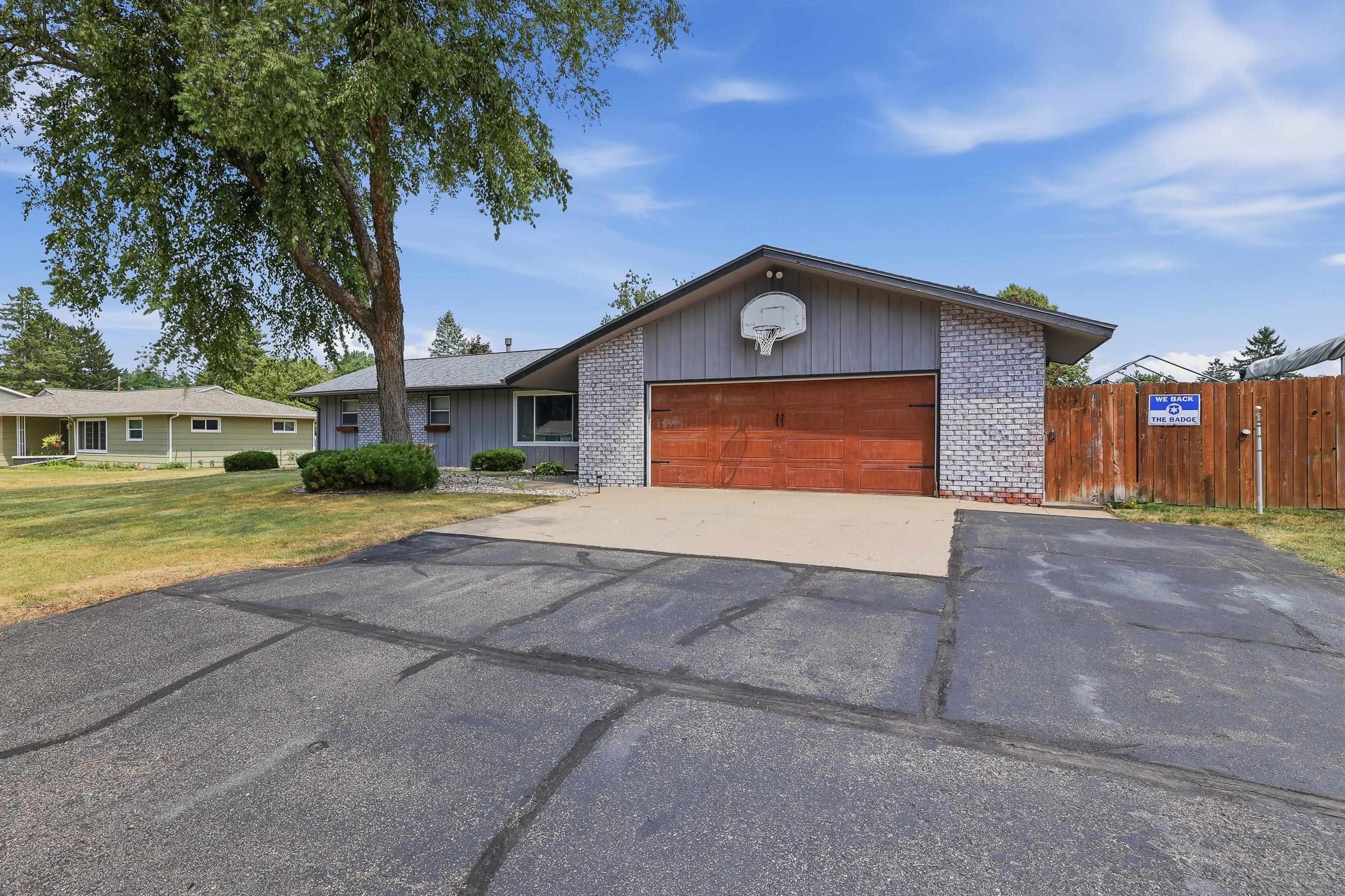 3811 CLIFF STREET, Wisconsin Rapids, Wisconsin 54494, 3 Bedrooms Bedrooms, ,2 BathroomsBathrooms,Residential,For Sale,3811 CLIFF STREET,22603425