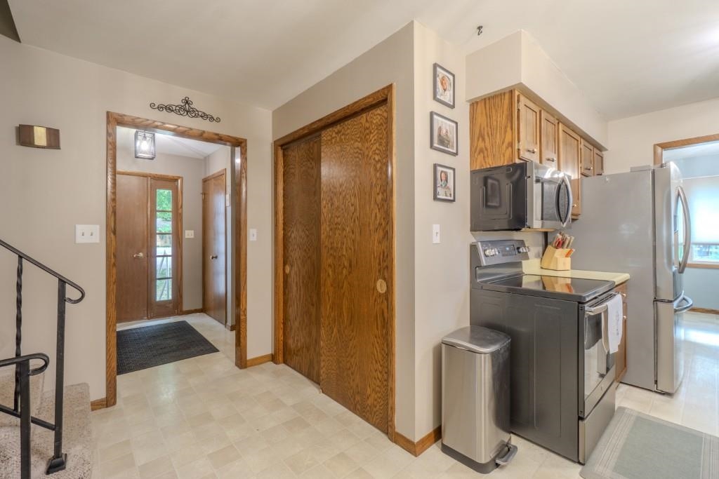 1311 GREENHILL DRIVE, Wausau, Wisconsin 54401, 4 Bedrooms Bedrooms, ,2 BathroomsBathrooms,Residential,For Sale,1311 GREENHILL DRIVE,22603427