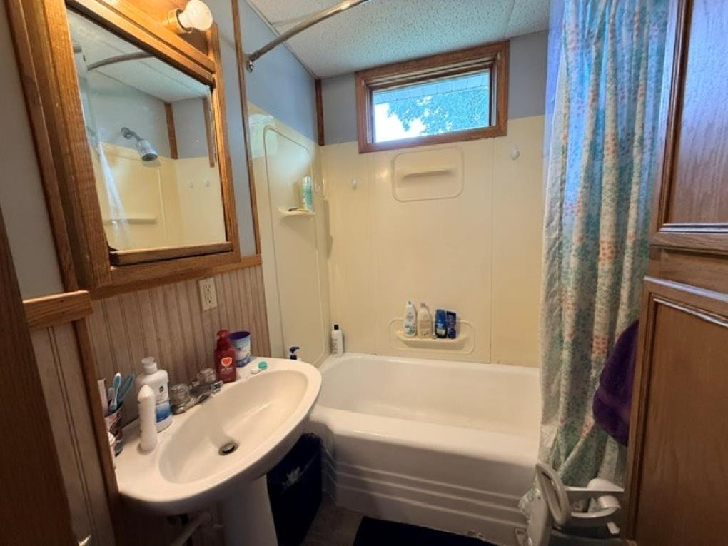 1802 W 1ST STREET, Merrill, Wisconsin 54452, 2 Bedrooms Bedrooms, ,1 BathroomBathrooms,Residential,For Sale,1802 W 1ST STREET,22603429