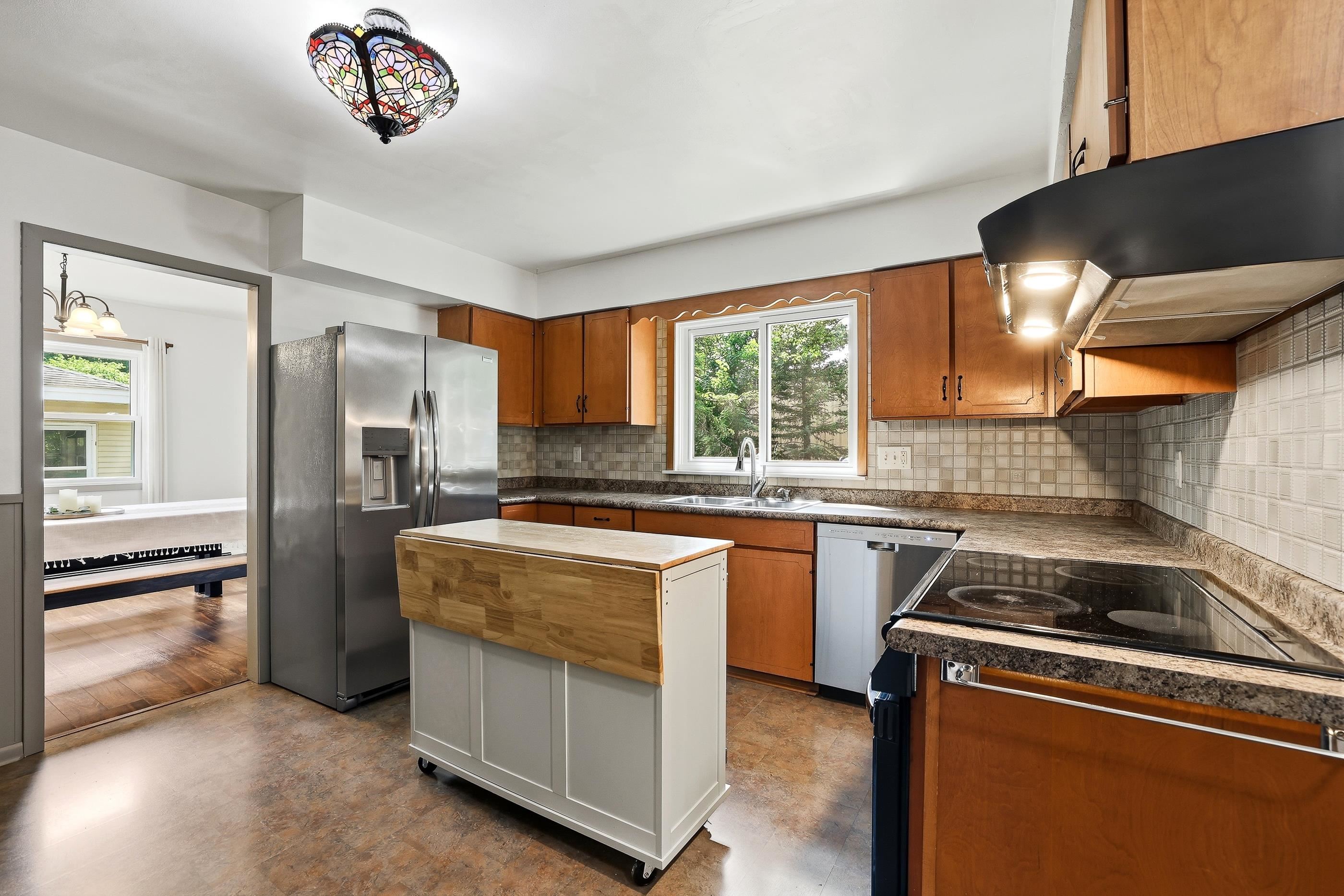 703 SUNSET AVENUE, Stevens Point, Wisconsin 54481, 3 Bedrooms Bedrooms, ,2 BathroomsBathrooms,Residential,For Sale,703 SUNSET AVENUE,22603434