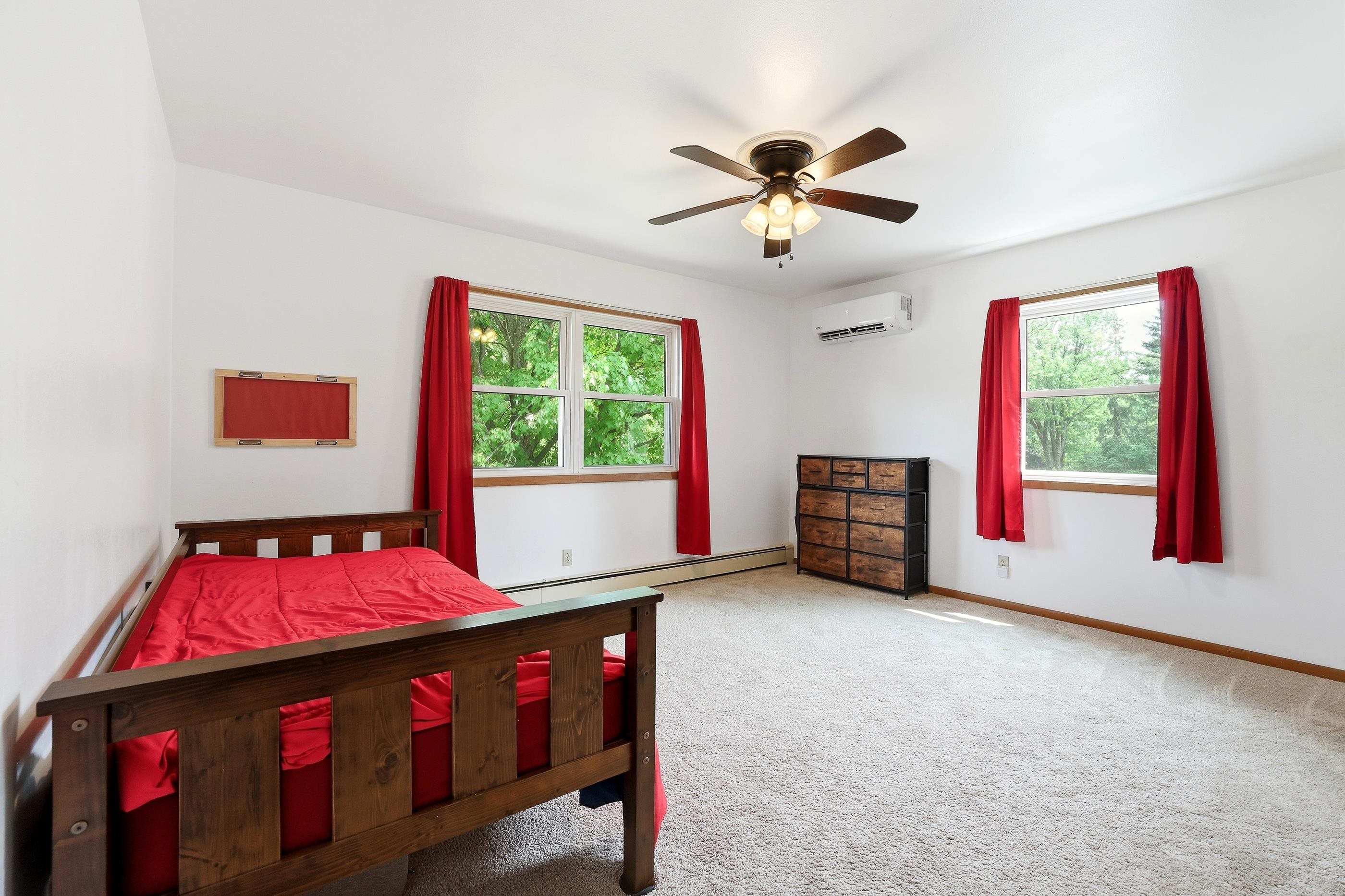703 SUNSET AVENUE, Stevens Point, Wisconsin 54481, 3 Bedrooms Bedrooms, ,2 BathroomsBathrooms,Residential,For Sale,703 SUNSET AVENUE,22603434