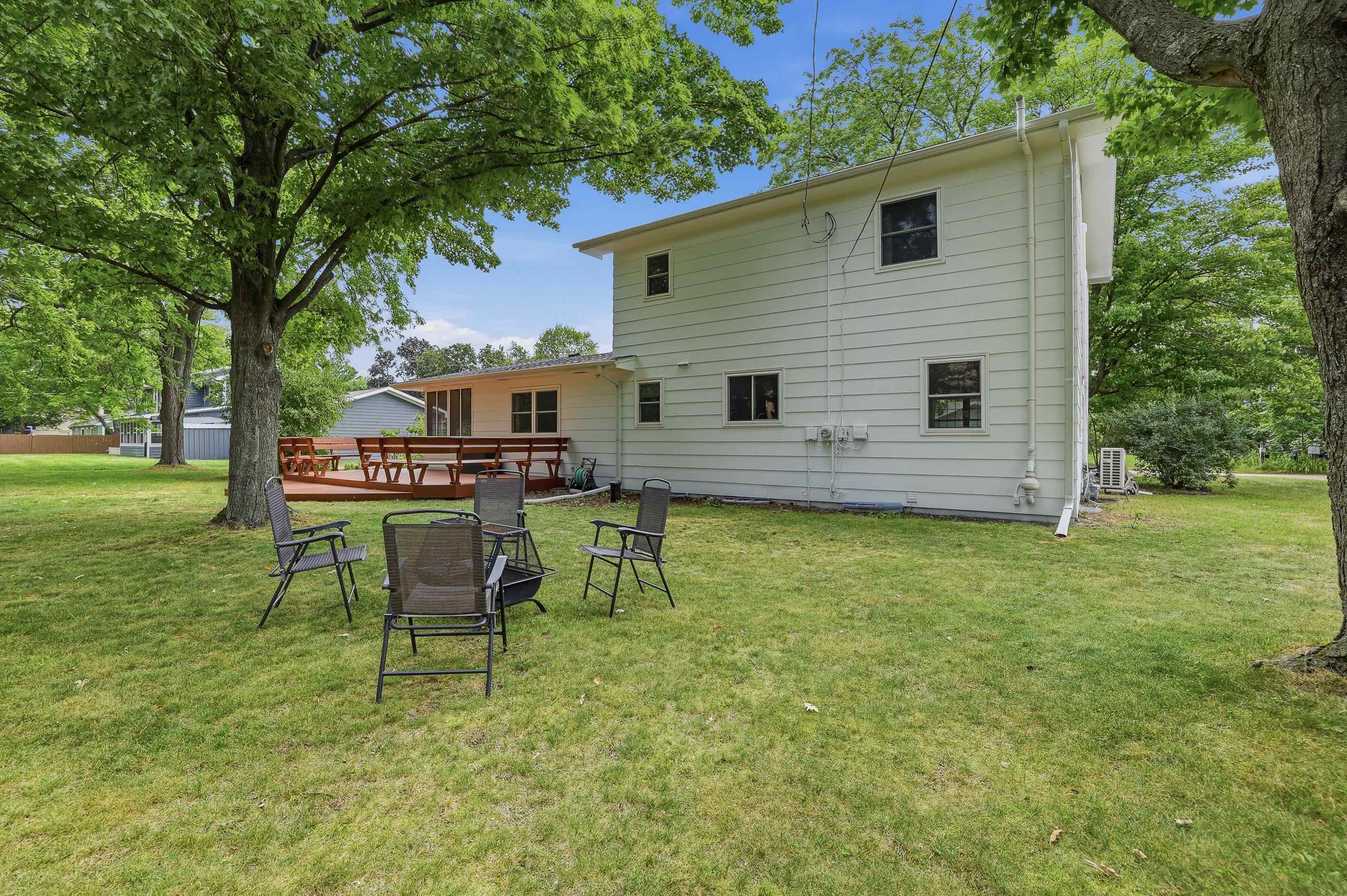 703 SUNSET AVENUE, Stevens Point, Wisconsin 54481, 3 Bedrooms Bedrooms, ,2 BathroomsBathrooms,Residential,For Sale,703 SUNSET AVENUE,22603434