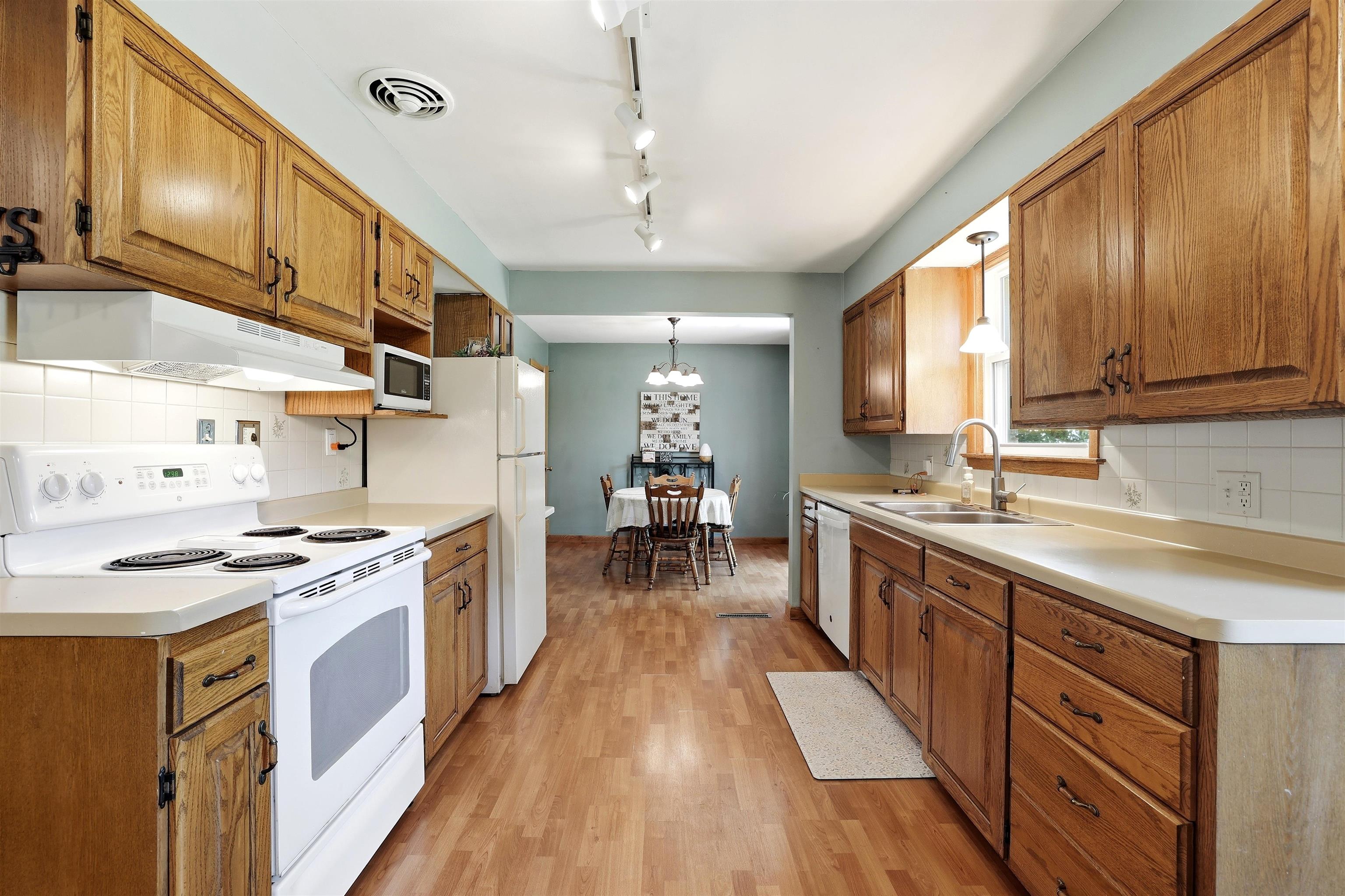 2609 STANLEY STREET, Stevens Point, Wisconsin 54481, 2 Bedrooms Bedrooms, ,1 BathroomBathrooms,Residential,For Sale,2609 STANLEY STREET,22603435