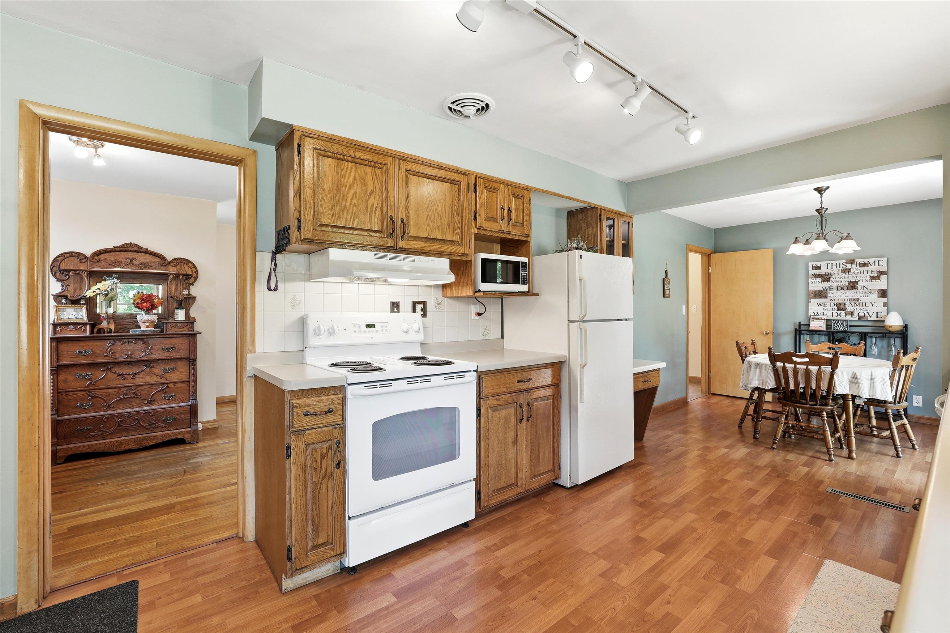 2609 STANLEY STREET, Stevens Point, Wisconsin 54481, 2 Bedrooms Bedrooms, ,1 BathroomBathrooms,Residential,For Sale,2609 STANLEY STREET,22603435