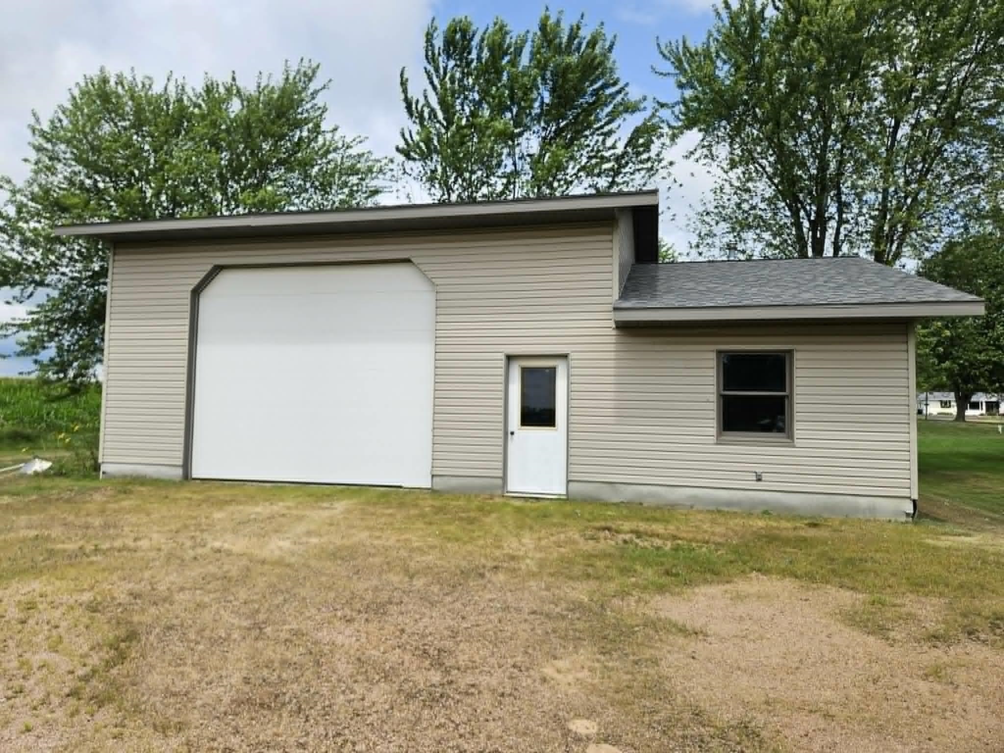 10619 HILGART AVENUE, Auburndale, Wisconsin 54412, 3 Bedrooms Bedrooms, ,2 BathroomsBathrooms,Residential,For Sale,10619 HILGART AVENUE,22603436