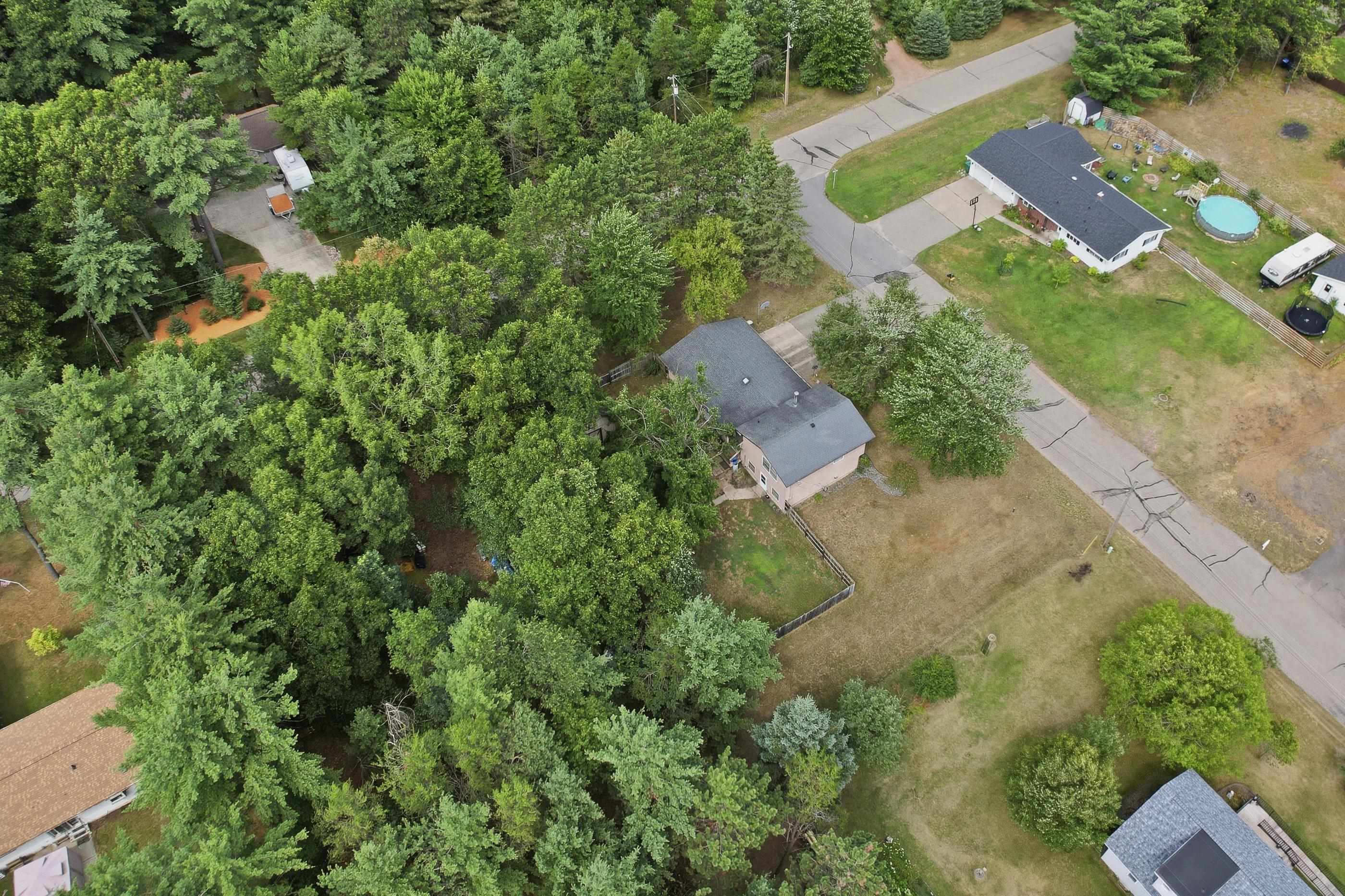 1910 S 42ND STREET, Wisconsin Rapids, Wisconsin 54494, 3 Bedrooms Bedrooms, ,1 BathroomBathrooms,Residential,For Sale,1910 S 42ND STREET,22603437