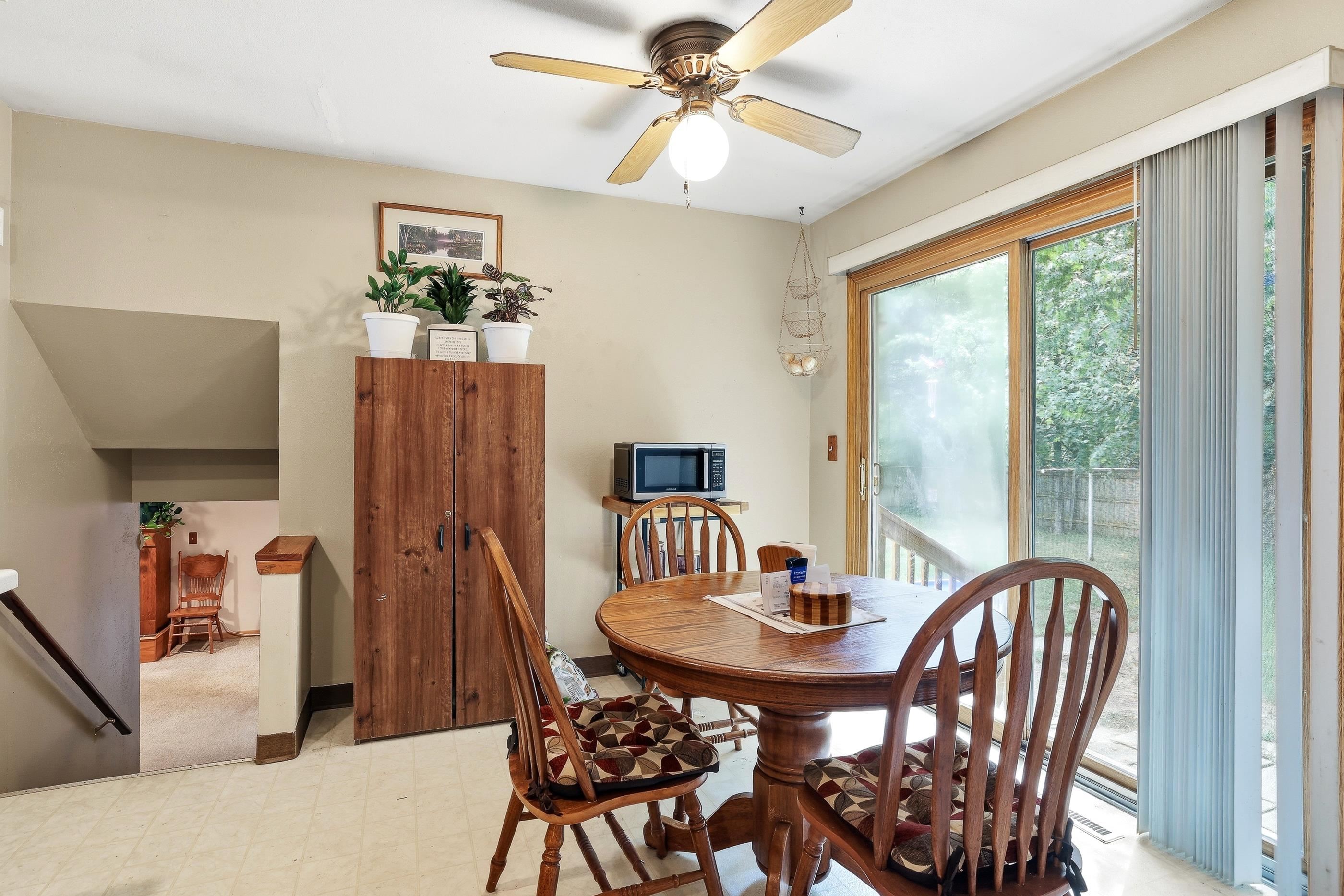 1910 S 42ND STREET, Wisconsin Rapids, Wisconsin 54494, 3 Bedrooms Bedrooms, ,1 BathroomBathrooms,Residential,For Sale,1910 S 42ND STREET,22603437