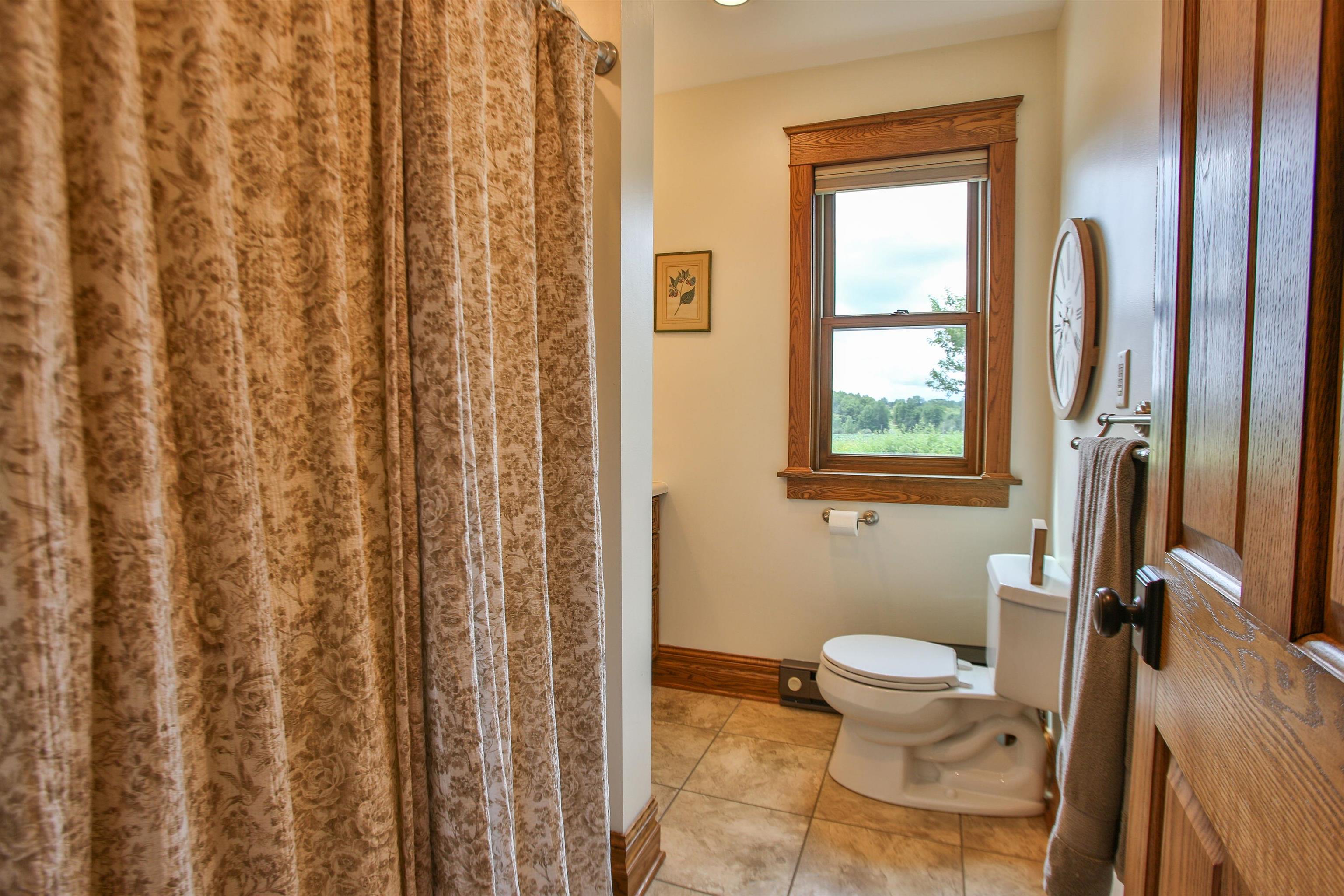 233765 FIRE STATION ROAD, Wausau, Wisconsin 54403, 4 Bedrooms Bedrooms, ,2 BathroomsBathrooms,Residential,For Sale,233765 FIRE STATION ROAD,22603443