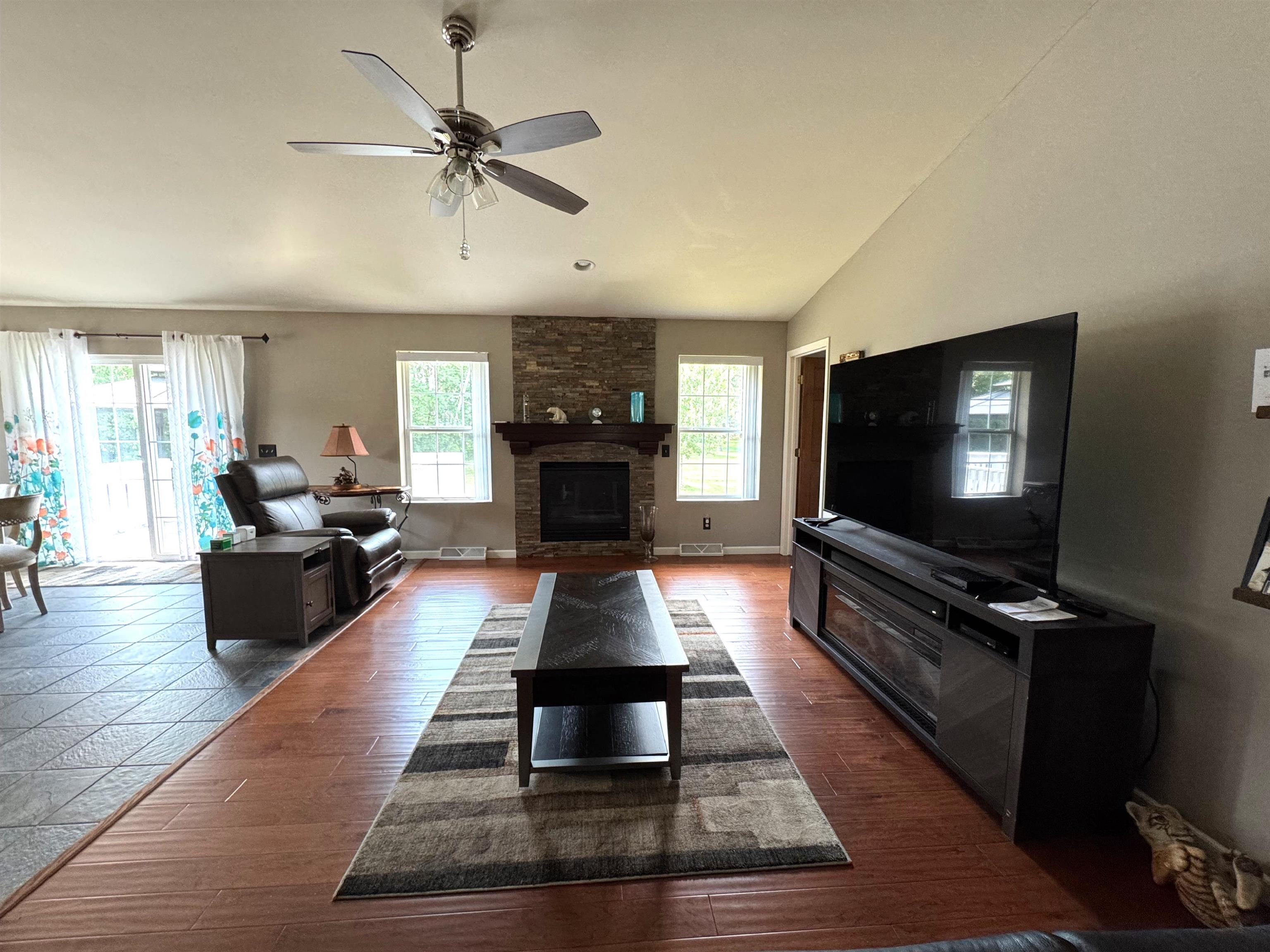 1862 MIKE LANE, Kronenwetter, Wisconsin 54455, 5 Bedrooms Bedrooms, ,3 BathroomsBathrooms,Residential,For Sale,1862 MIKE LANE,22603452