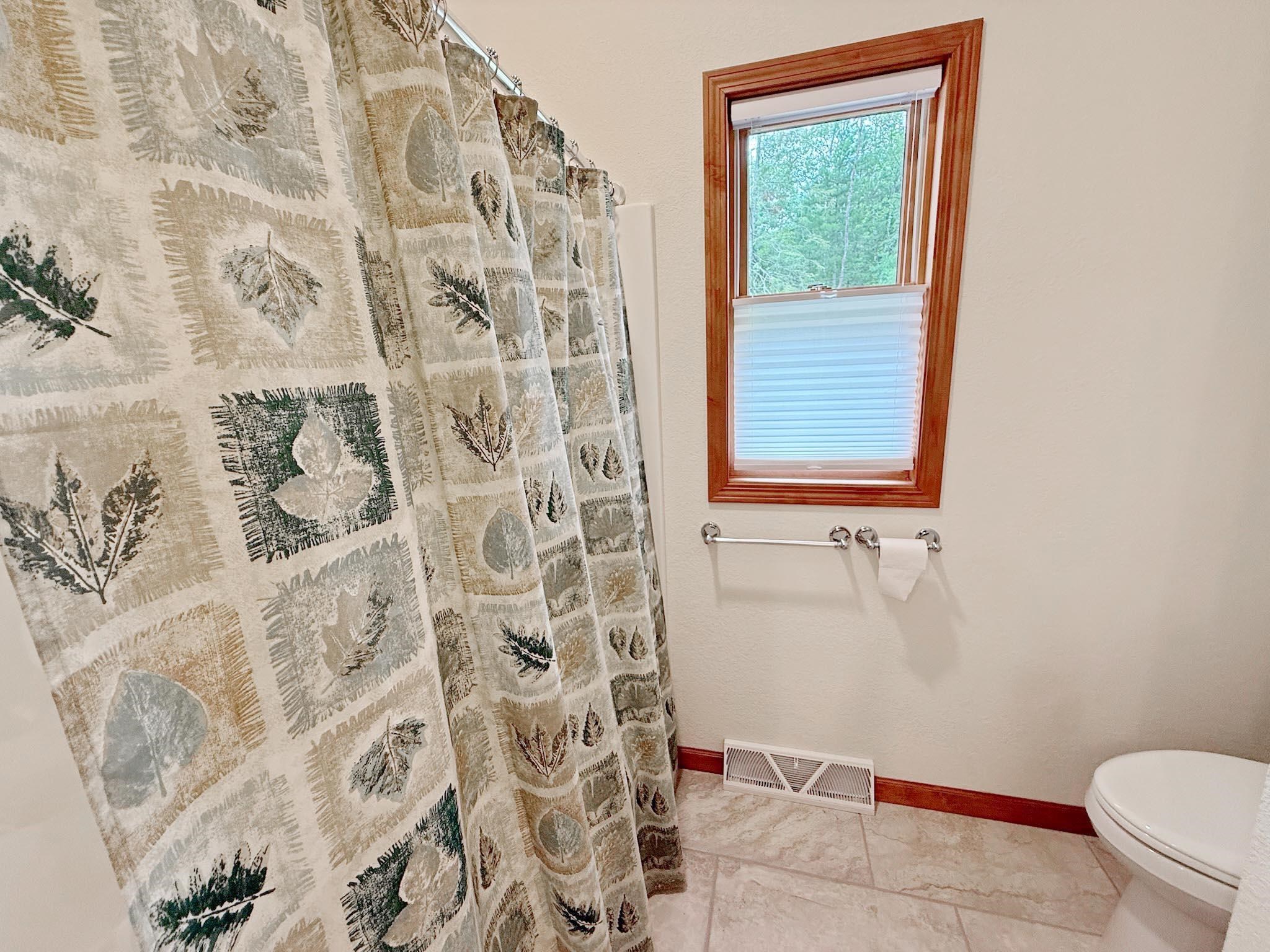 406 W SHERBURN STREET, Eagle River, Wisconsin 54521, 3 Bedrooms Bedrooms, ,2 BathroomsBathrooms,Residential,For Sale,406 W SHERBURN STREET,22603457