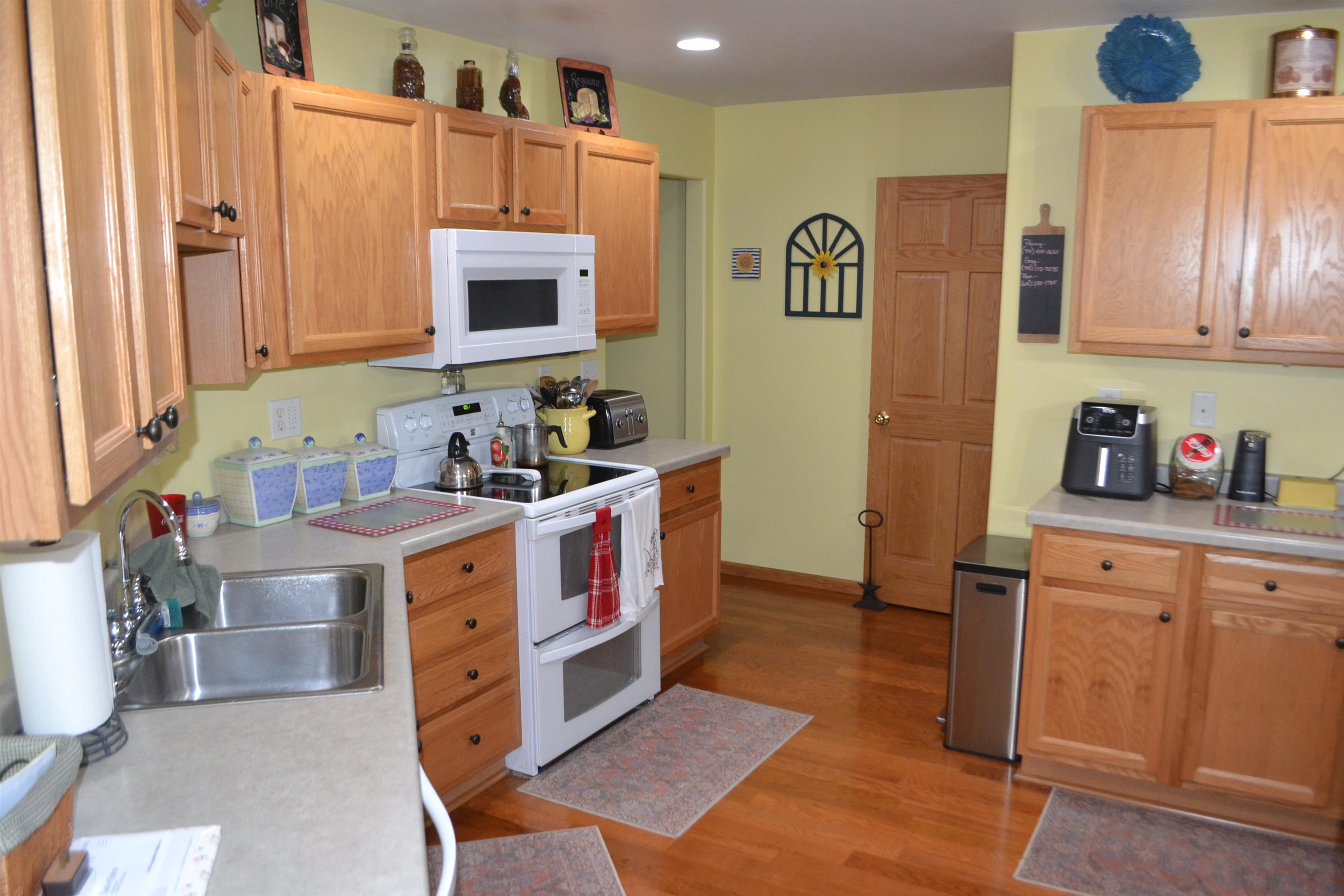 1314 SILVER SPRING STREET, Wausau, Wisconsin 54401, 3 Bedrooms Bedrooms, ,2 BathroomsBathrooms,Residential,For Sale,1314 SILVER SPRING STREET,22603460