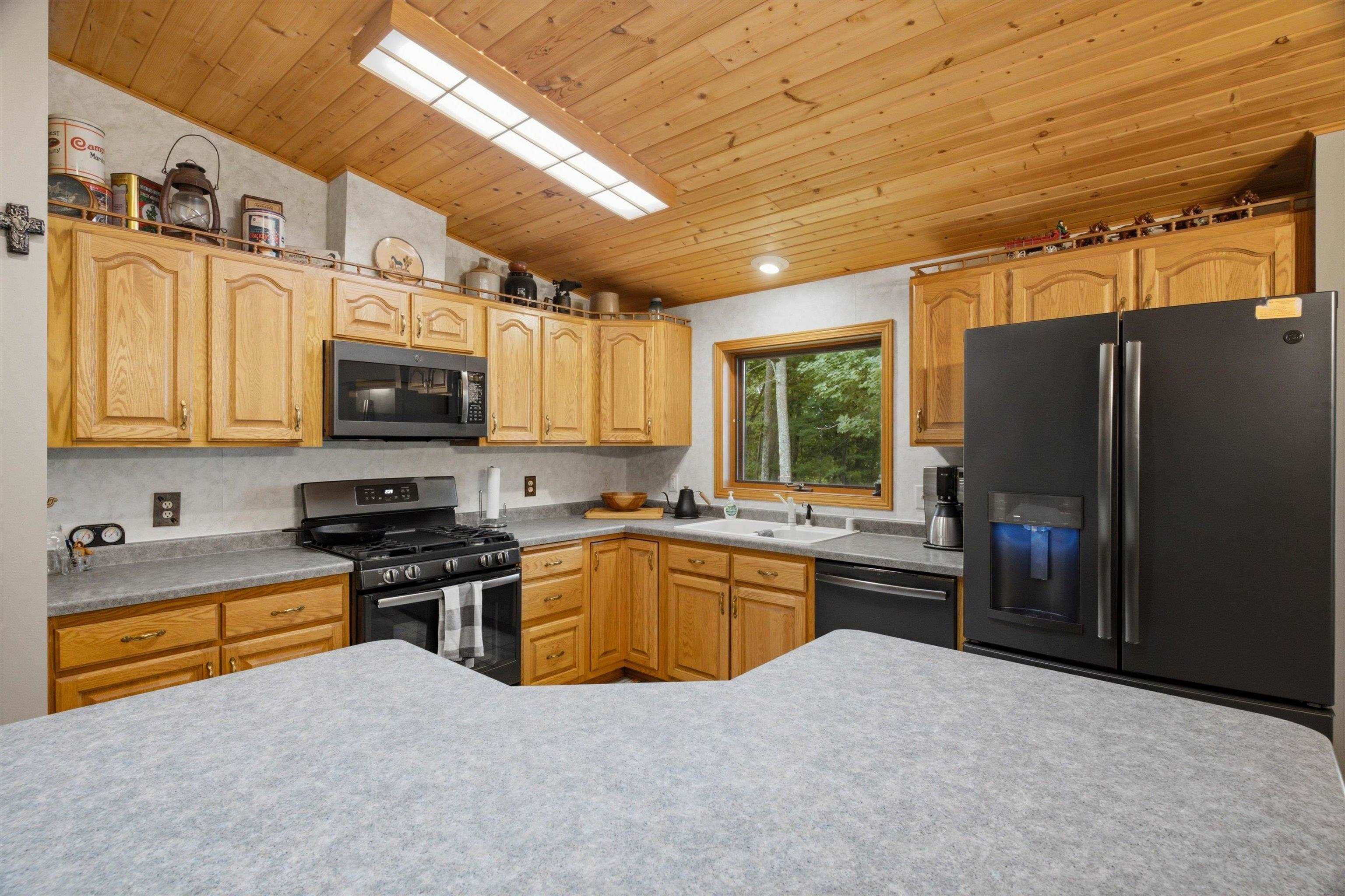 W11585 BRUSH CREEK ROAD, Medford, Wisconsin 54451, 2 Bedrooms Bedrooms, ,2 BathroomsBathrooms,Residential,For Sale,W11585 BRUSH CREEK ROAD,22603462