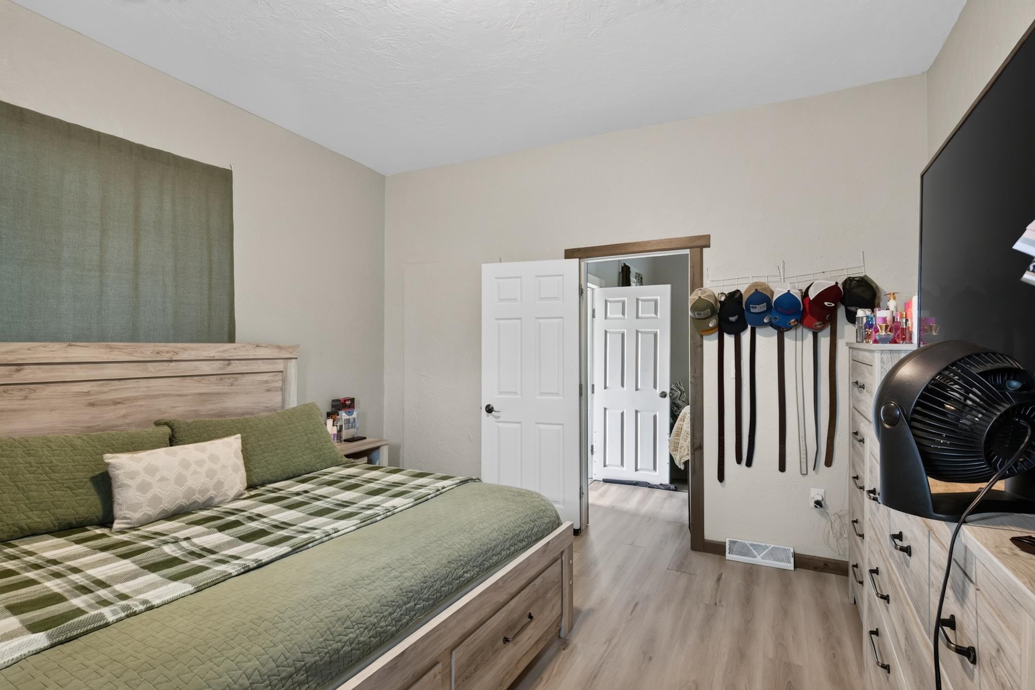 111 S OREGON STREET, Merrill, Wisconsin 54452, 2 Bedrooms Bedrooms, ,1 BathroomBathrooms,Residential,For Sale,111 S OREGON STREET,22603469