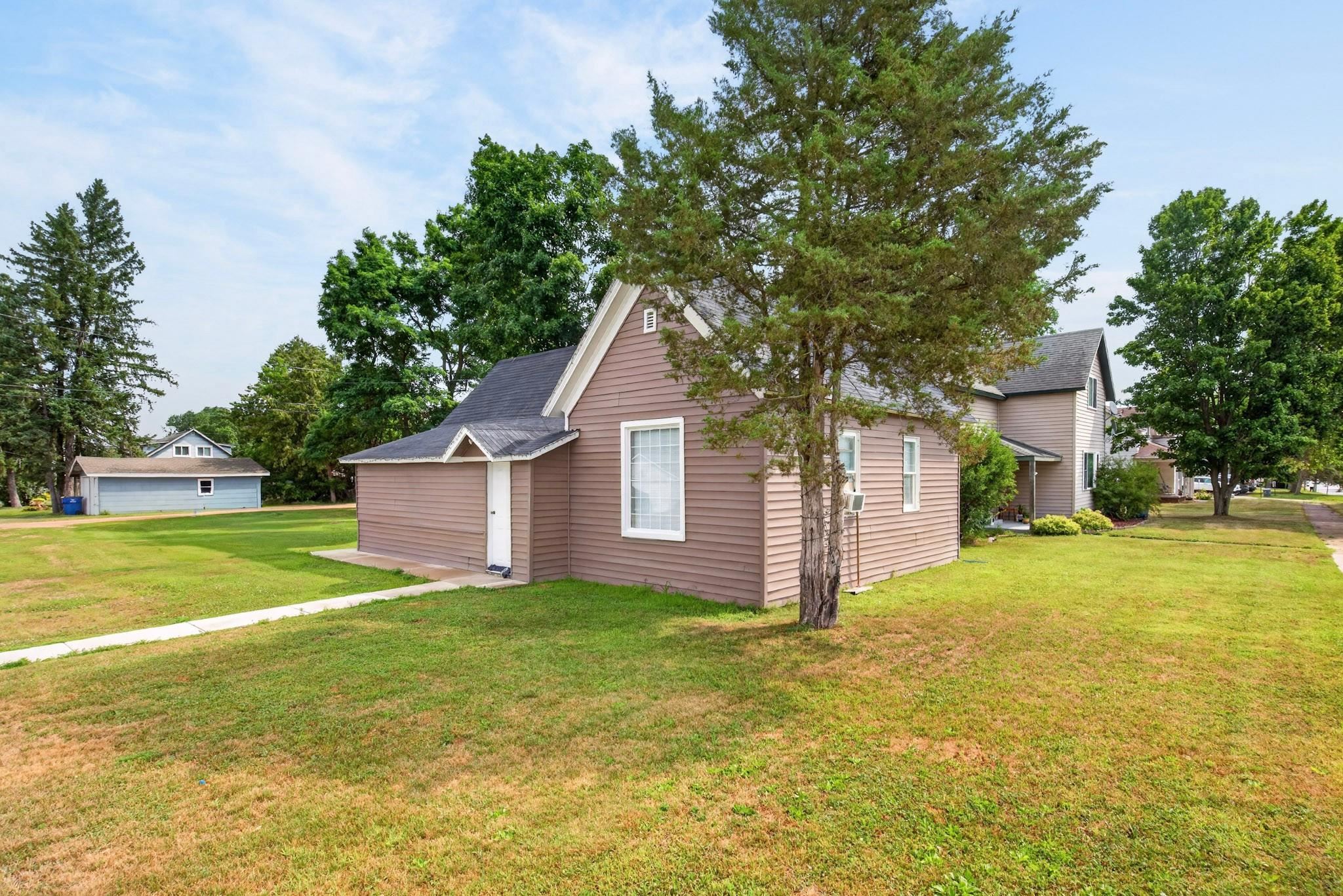 111 S OREGON STREET, Merrill, Wisconsin 54452, 2 Bedrooms Bedrooms, ,1 BathroomBathrooms,Residential,For Sale,111 S OREGON STREET,22603469