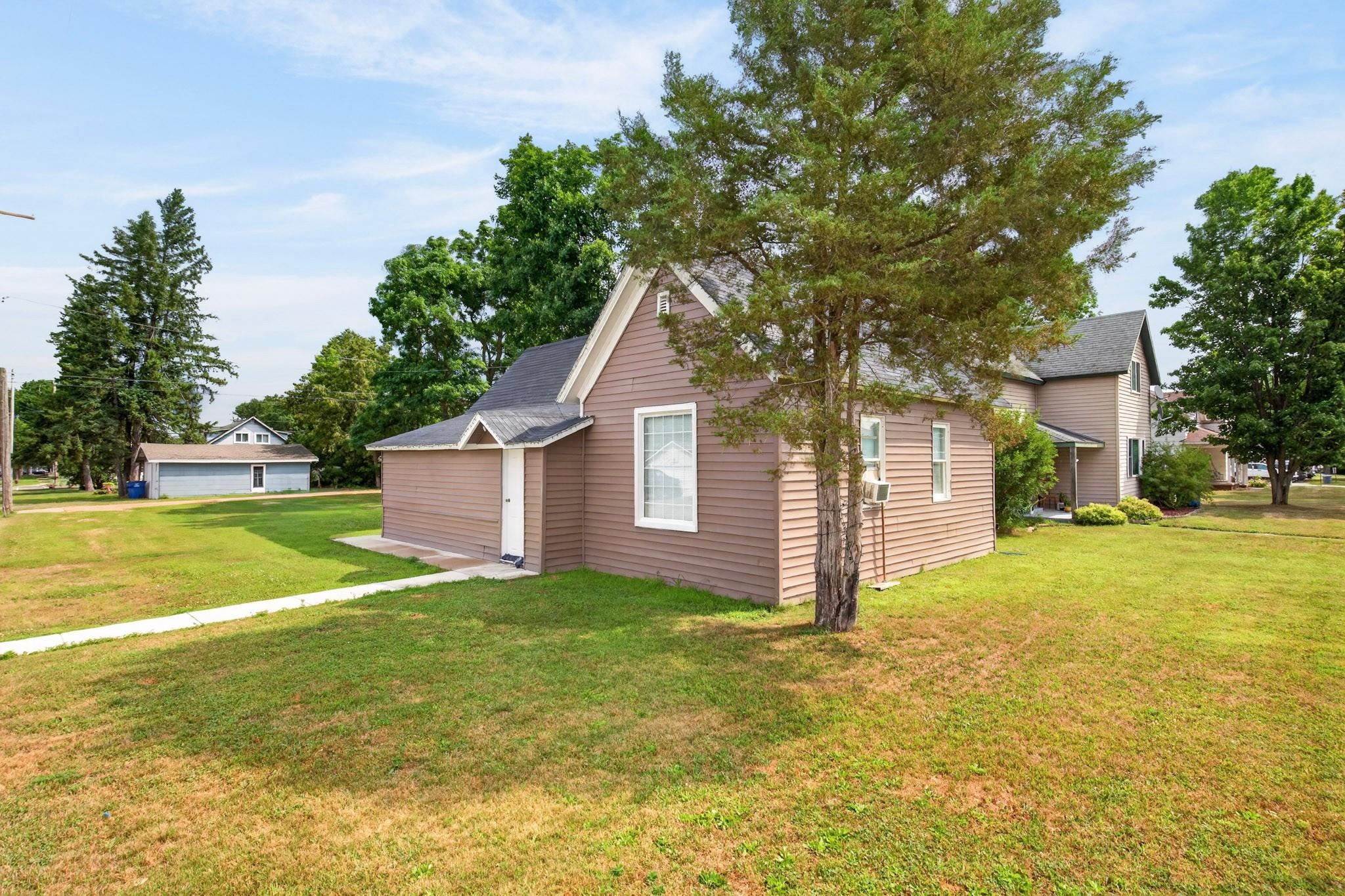 111 S OREGON STREET, Merrill, Wisconsin 54452, 2 Bedrooms Bedrooms, ,1 BathroomBathrooms,Residential,For Sale,111 S OREGON STREET,22603469