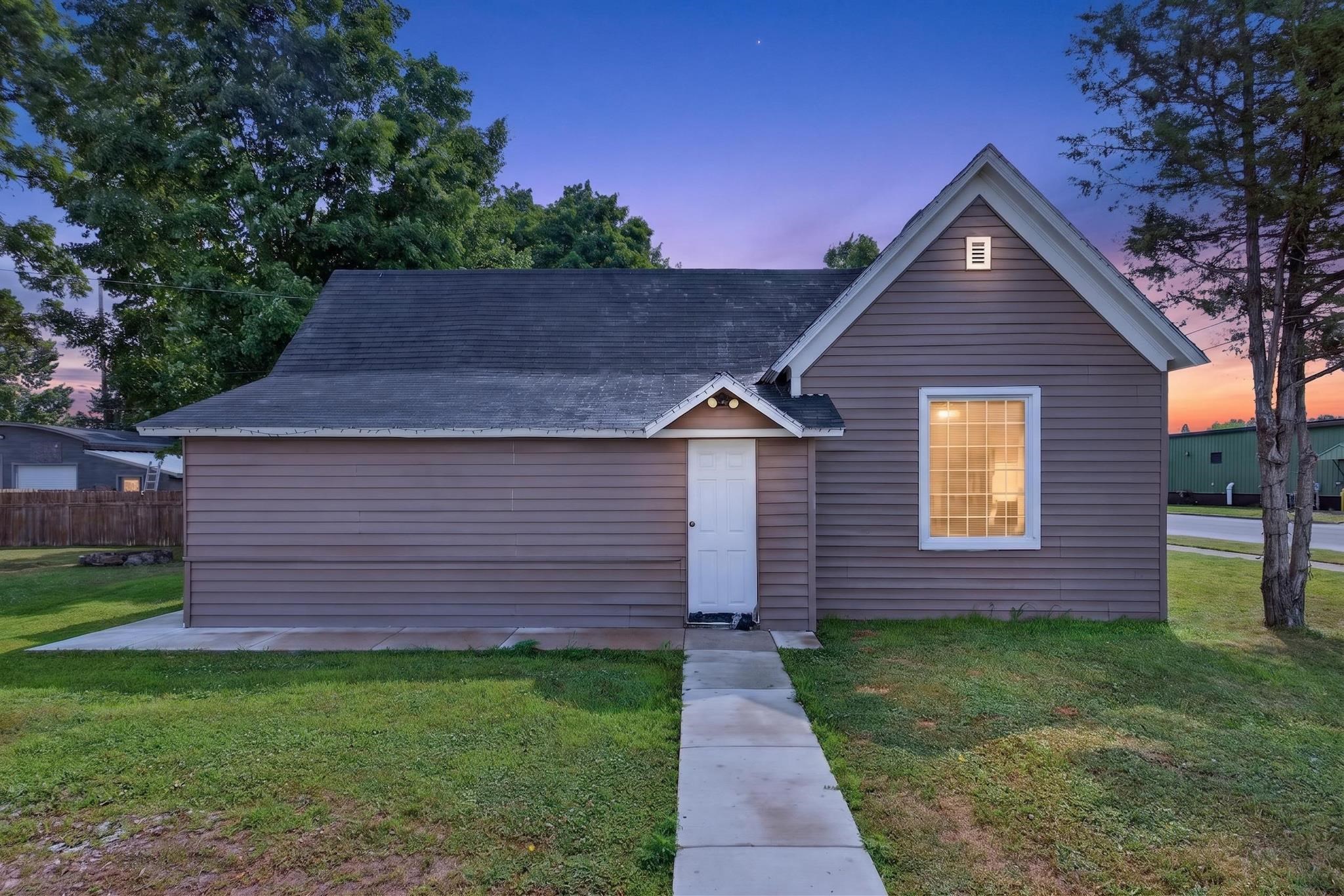 111 S OREGON STREET, Merrill, Wisconsin 54452, 2 Bedrooms Bedrooms, ,1 BathroomBathrooms,Residential,For Sale,111 S OREGON STREET,22603469