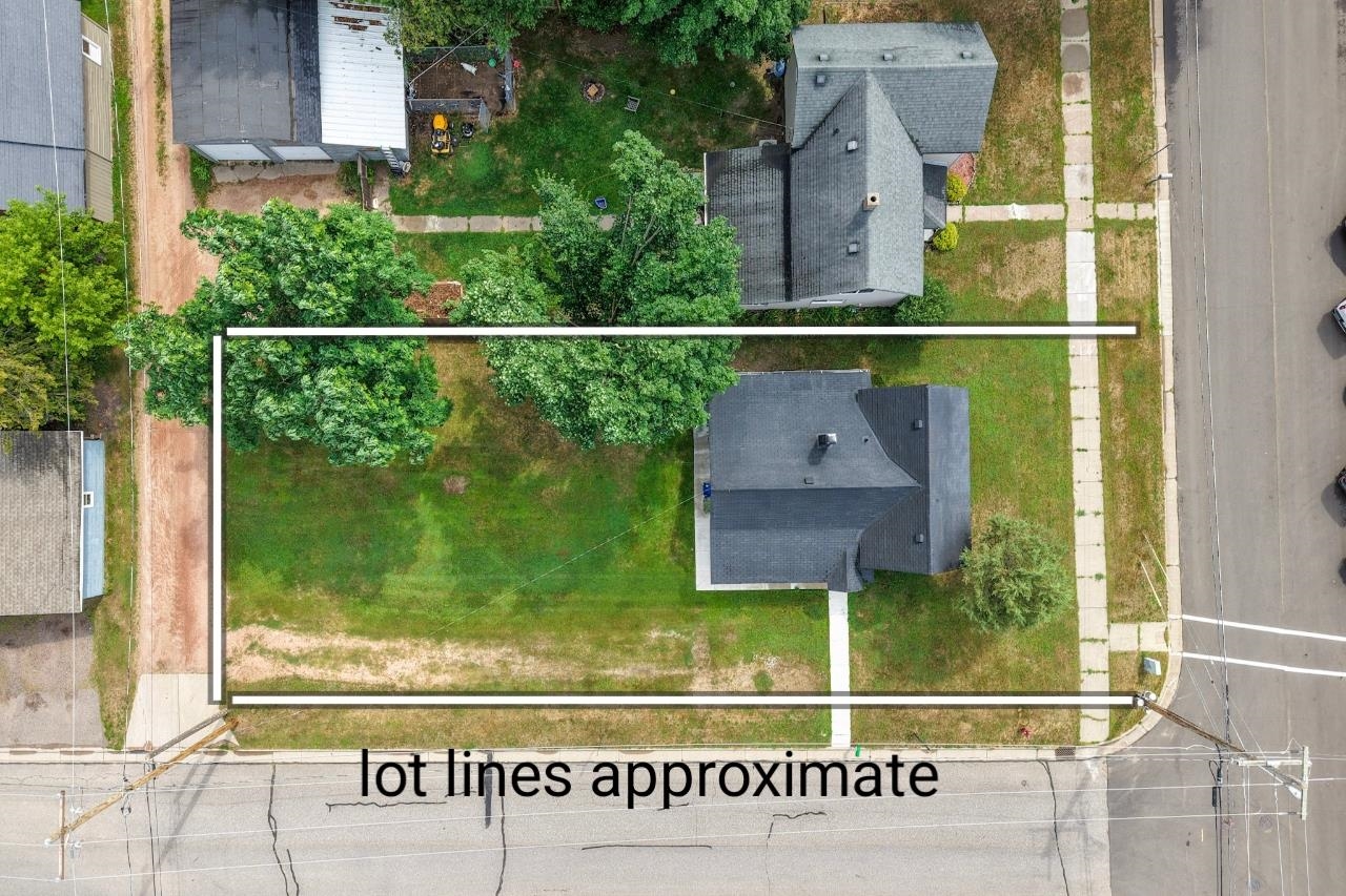 111 S OREGON STREET, Merrill, Wisconsin 54452, 2 Bedrooms Bedrooms, ,1 BathroomBathrooms,Residential,For Sale,111 S OREGON STREET,22603469