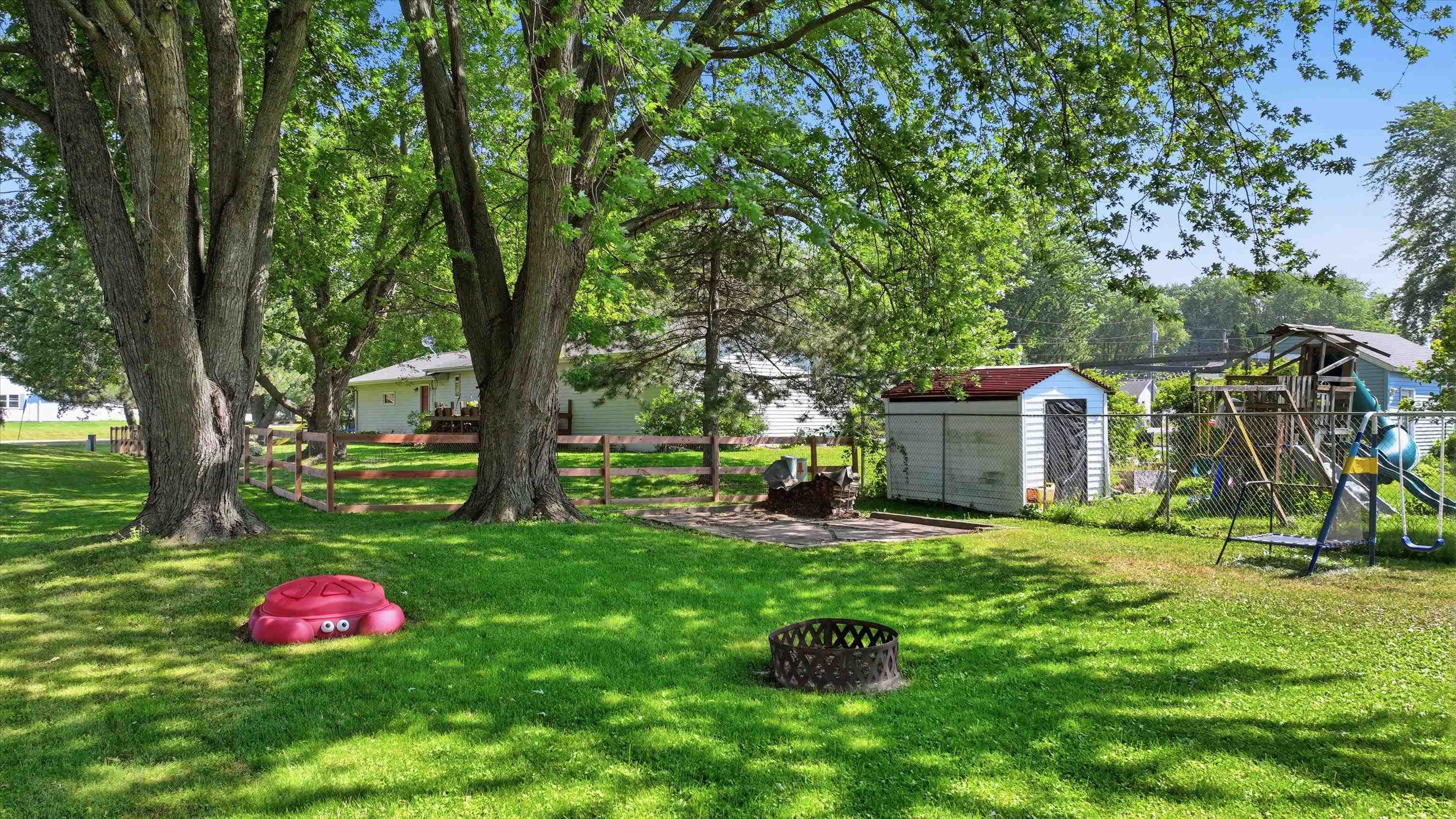 5716 MAIN STREET, Auburndale, Wisconsin 54412, 2 Bedrooms Bedrooms, ,1 BathroomBathrooms,Residential,For Sale,5716 MAIN STREET,22603471
