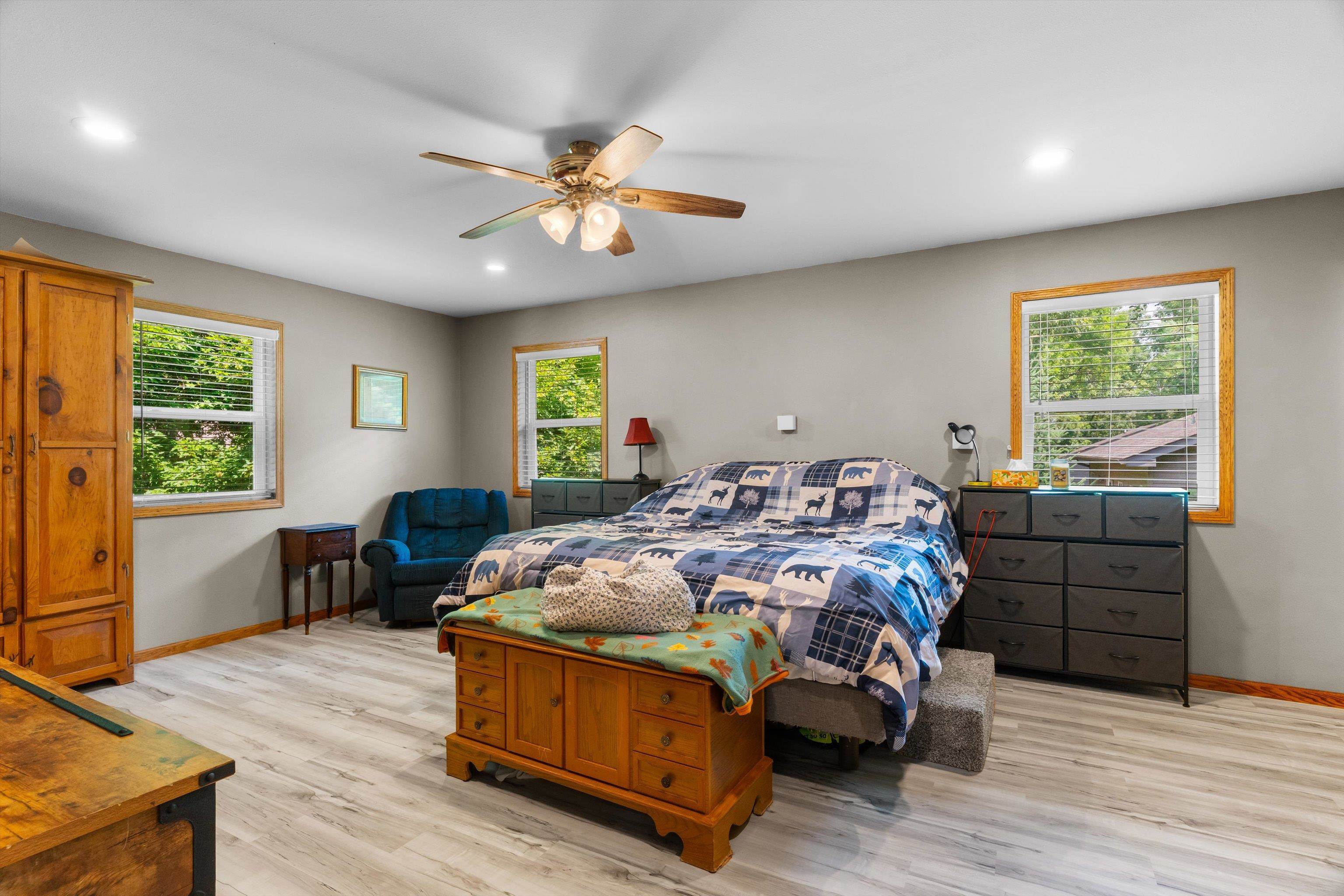 706 W ROBERTS STREET, Spencer, Wisconsin 54479, 4 Bedrooms Bedrooms, ,3 BathroomsBathrooms,Residential,For Sale,706 W ROBERTS STREET,22603472