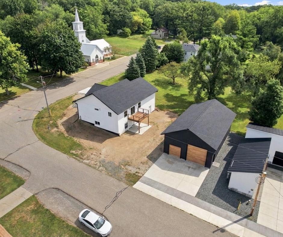 3040 OAK STREET, Nelsonville, Wisconsin 54458, 4 Bedrooms Bedrooms, ,3 BathroomsBathrooms,Residential,For Sale,3040 OAK STREET,22603473