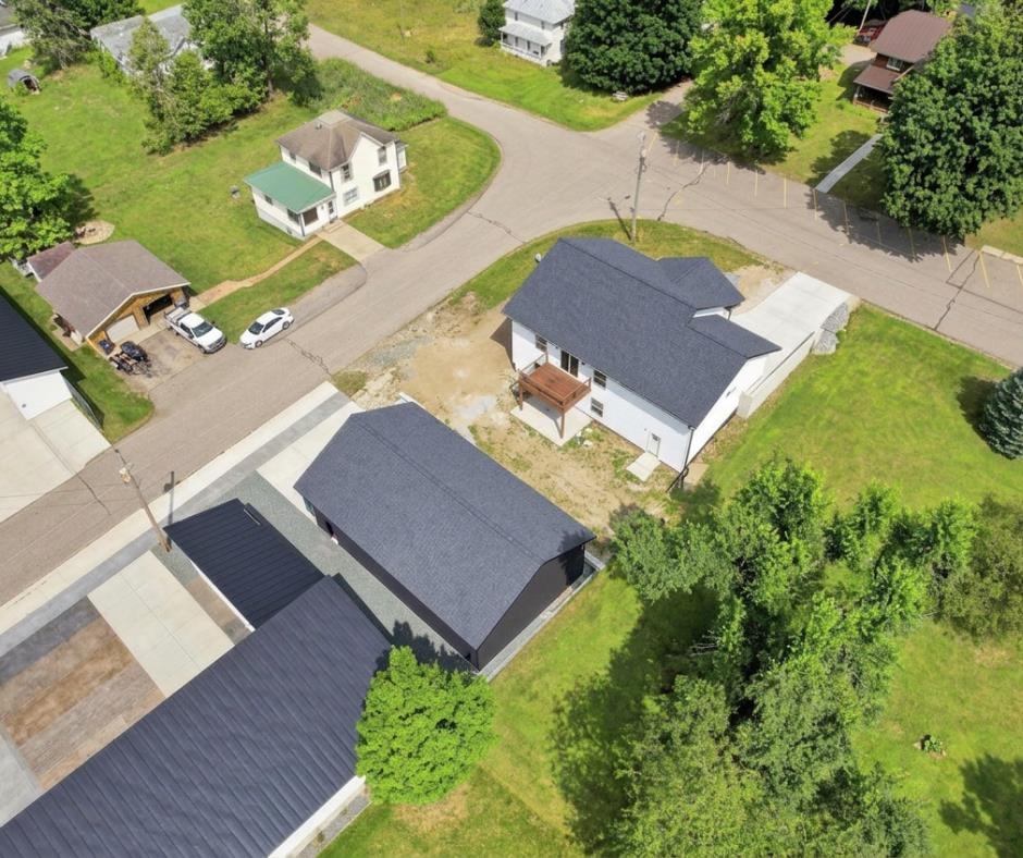 3040 OAK STREET, Nelsonville, Wisconsin 54458, 4 Bedrooms Bedrooms, ,3 BathroomsBathrooms,Residential,For Sale,3040 OAK STREET,22603473