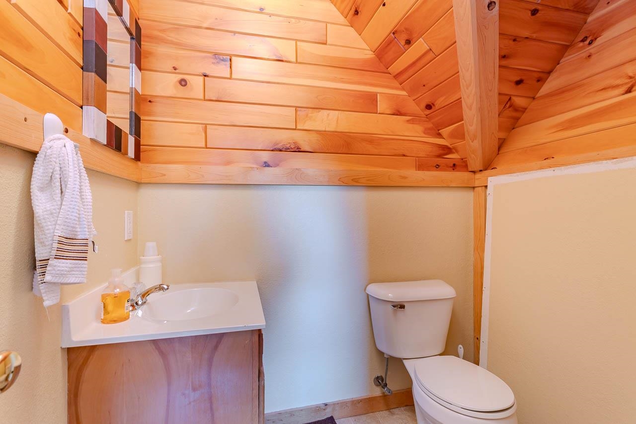 N11223 SCHMIDTBAUER ROAD, Tomahawk, Wisconsin 54487, 3 Bedrooms Bedrooms, ,1 BathroomBathrooms,Residential,For Sale,N11223 SCHMIDTBAUER ROAD,22603475