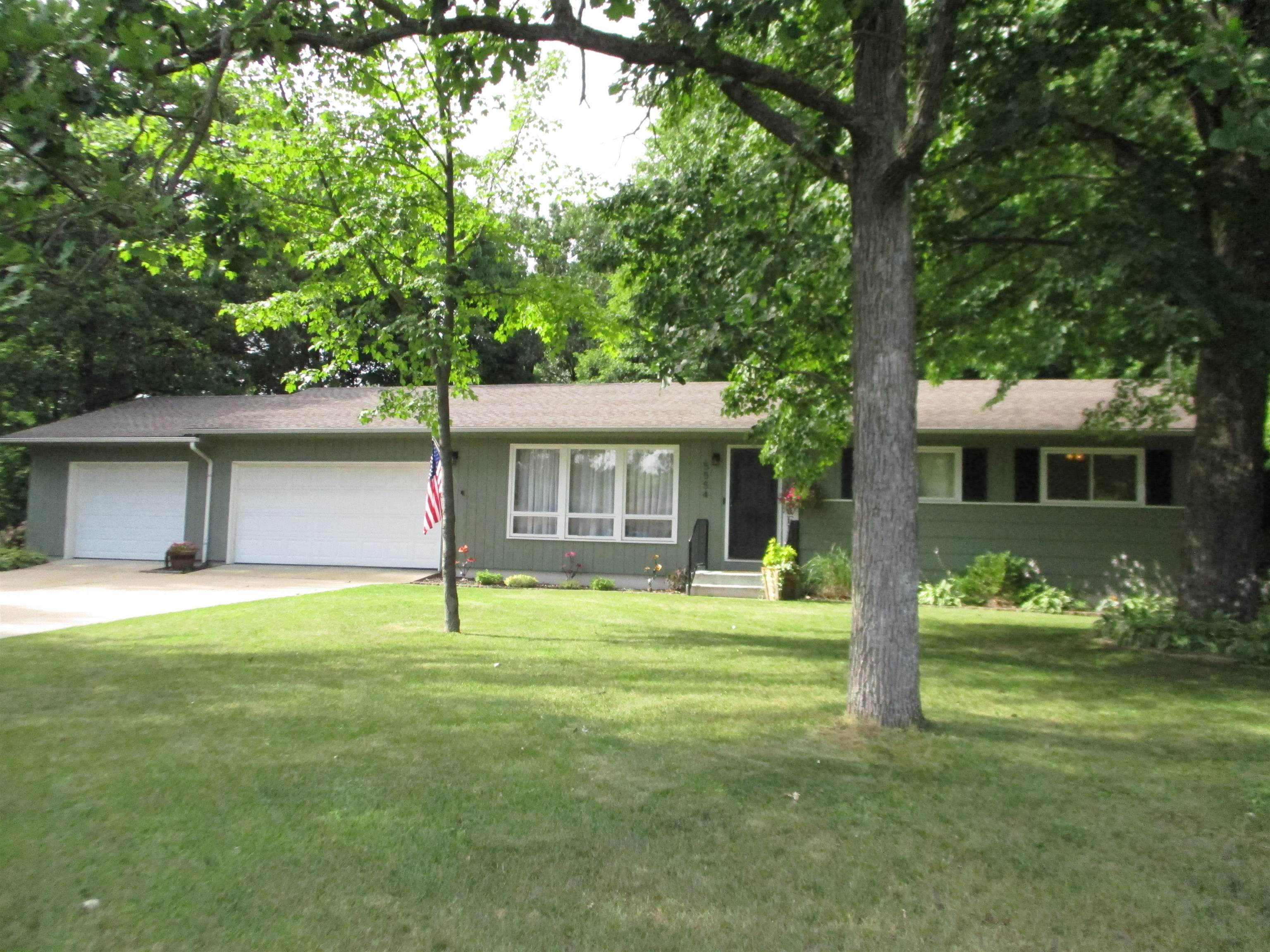 5554 JEFFERSON STREET, Stevens Point, Wisconsin 54482, 3 Bedrooms Bedrooms, ,2 BathroomsBathrooms,Residential,For Sale,5554 JEFFERSON STREET,22603479